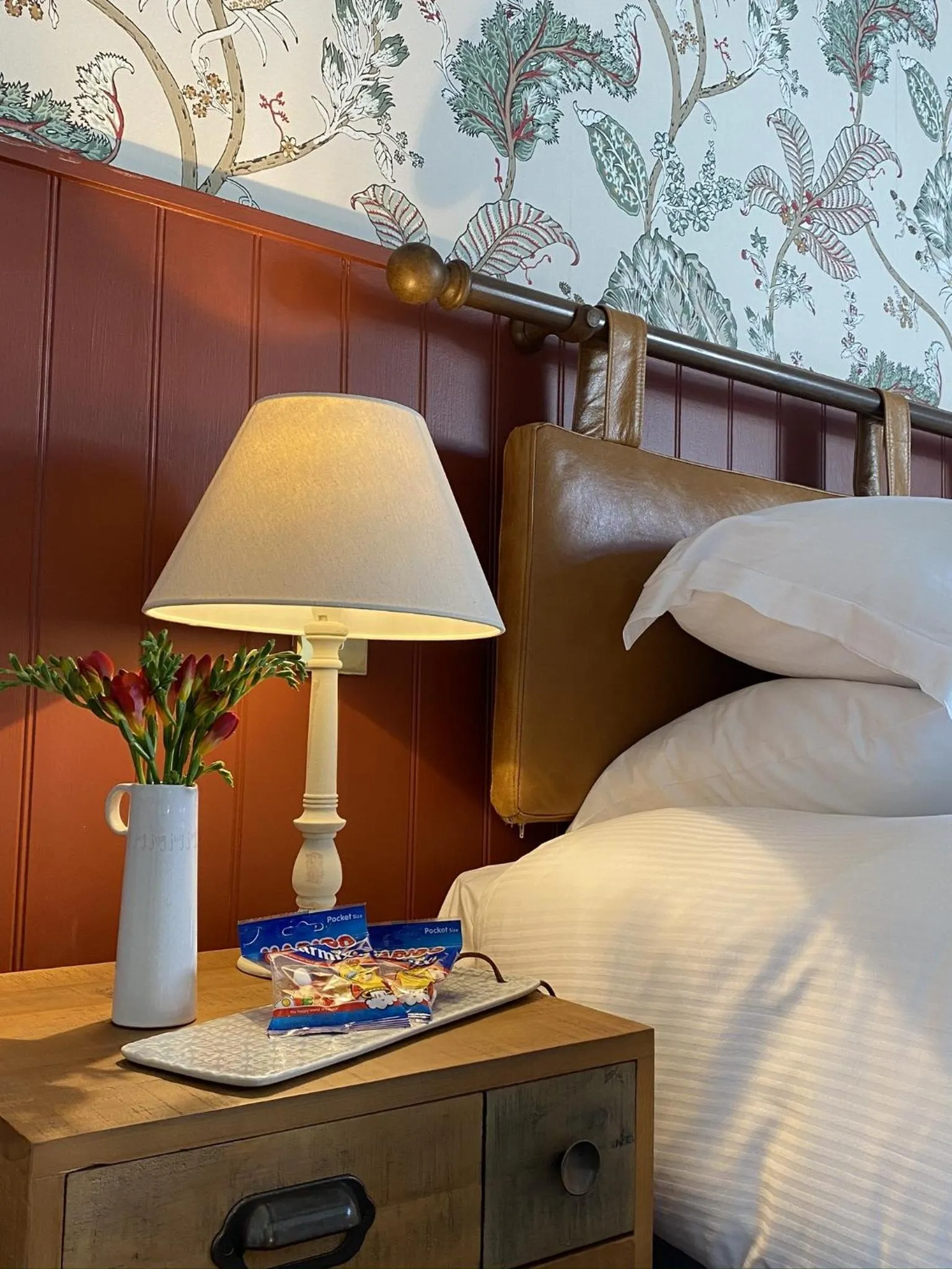 Bedroom, Bed in The Countryman Inn