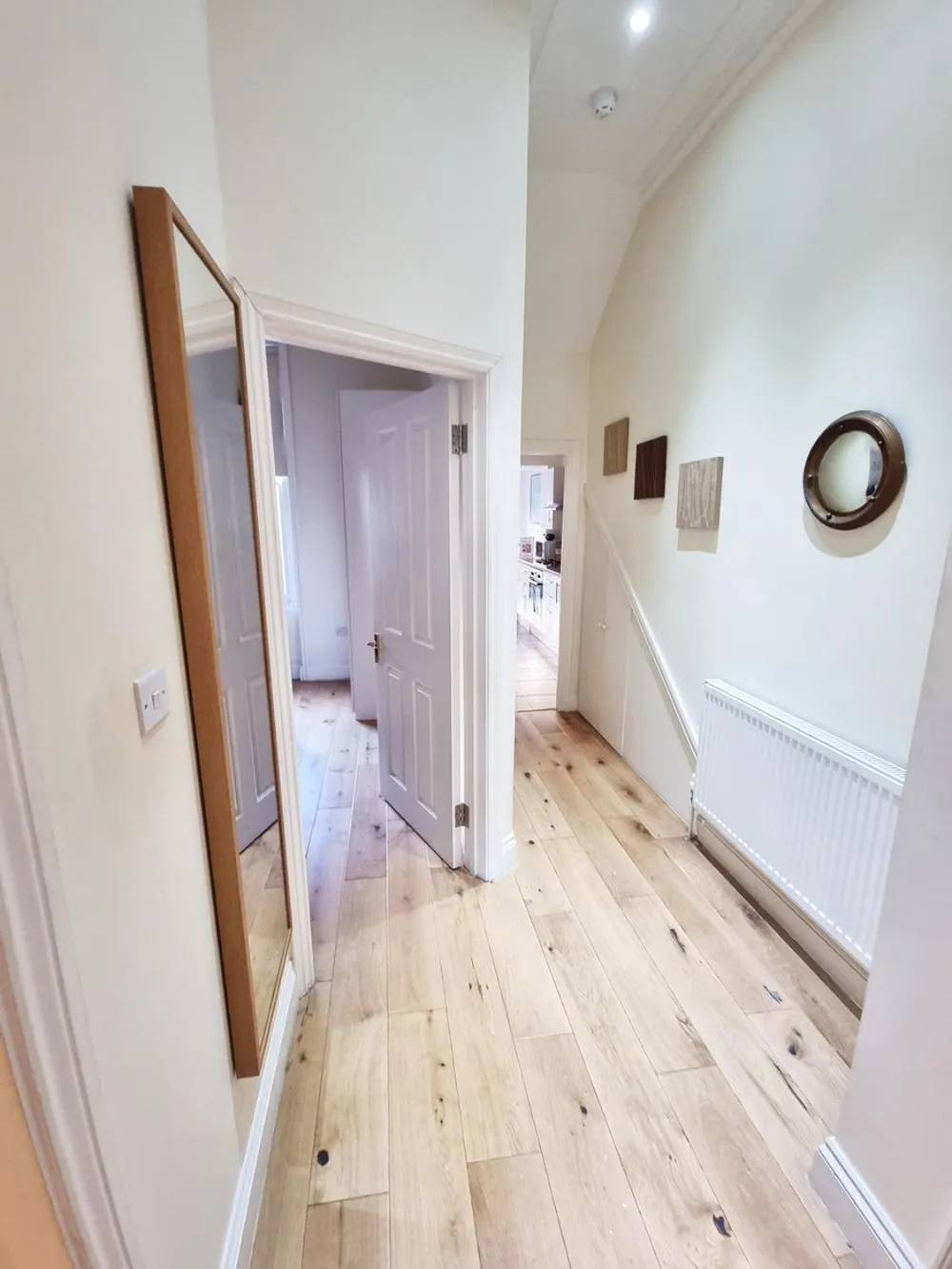 Oxford Gardens Apartments