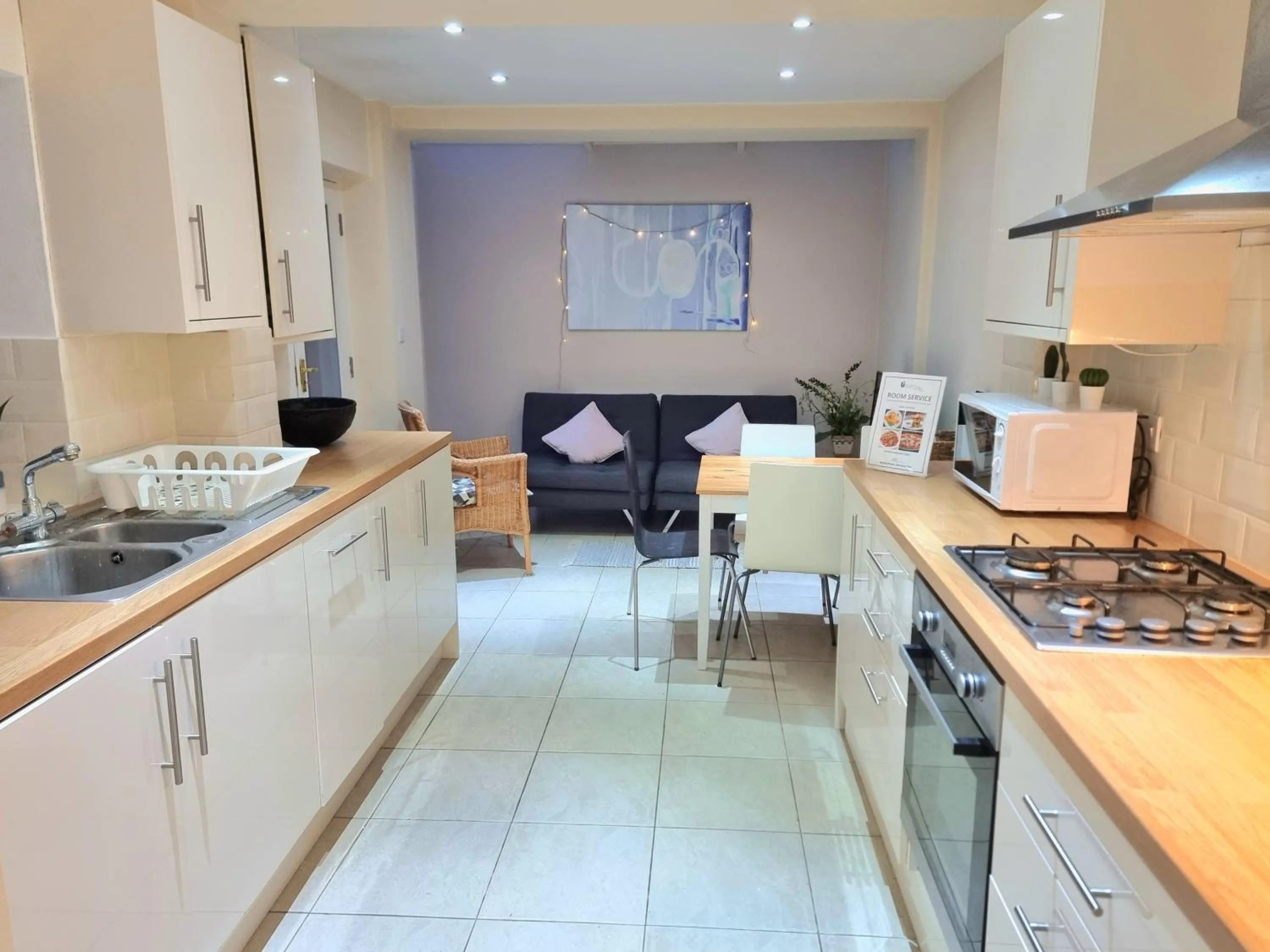 Oxford Gardens Apartments