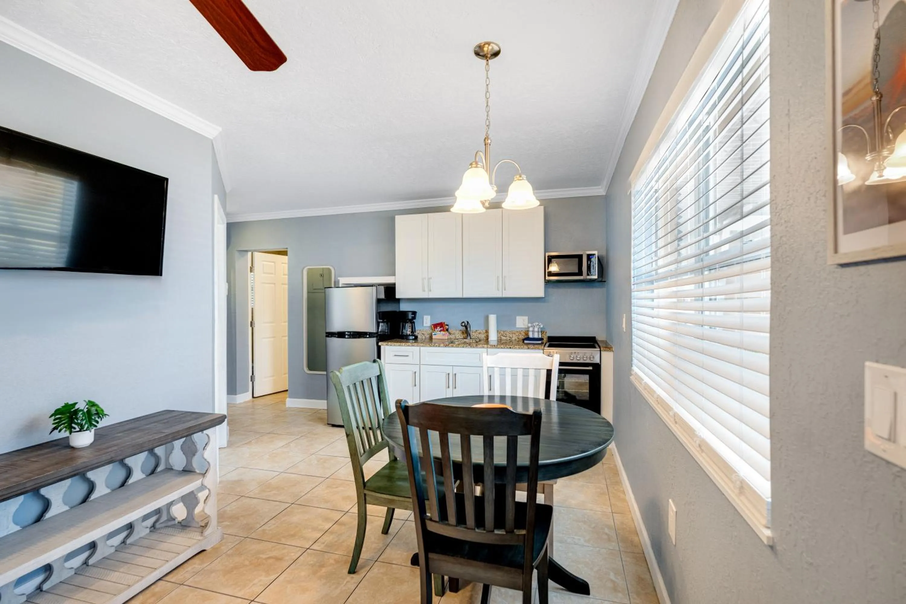 Kitchen or kitchenette in Tropical Beach Resorts - Sarasota