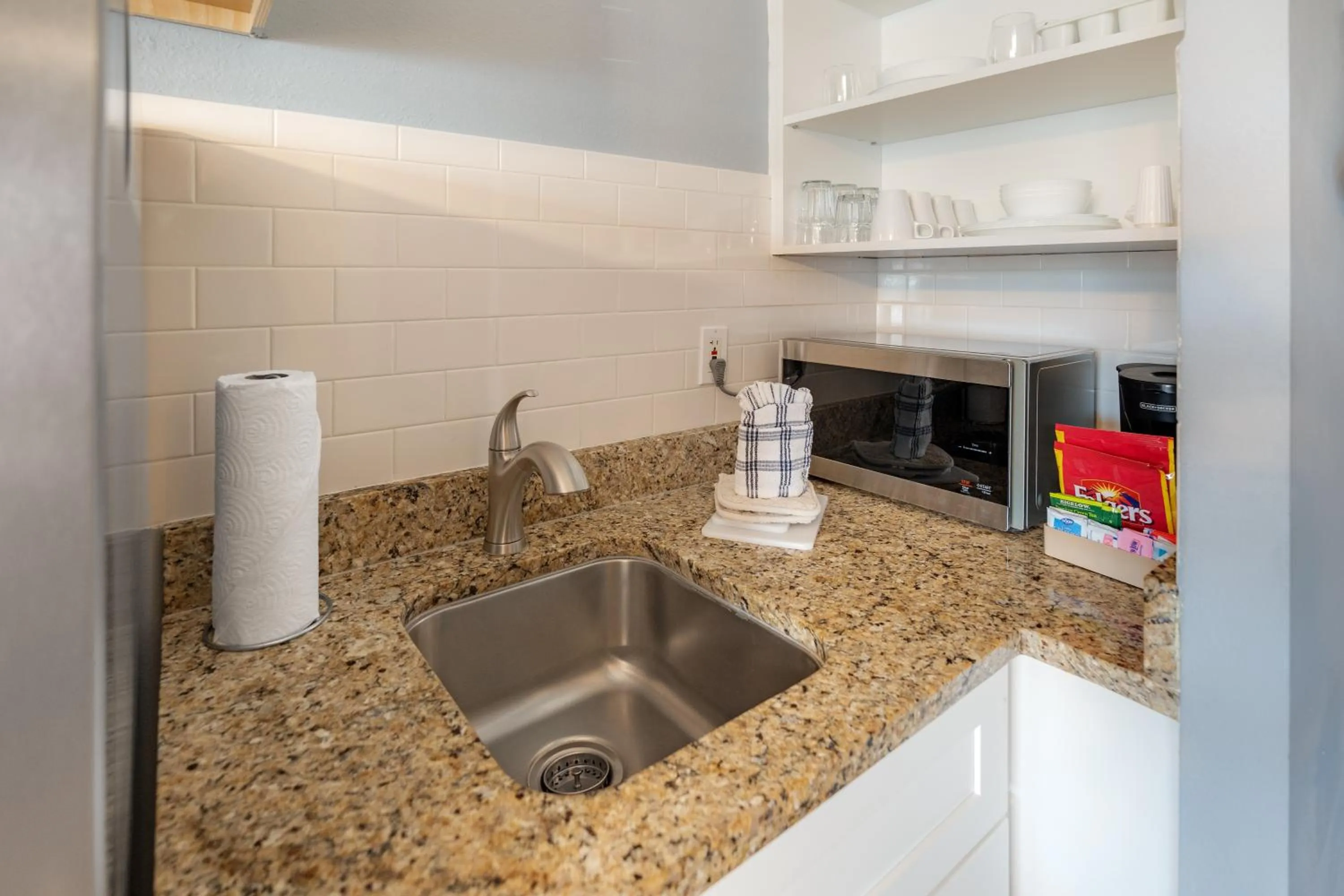 Kitchen or kitchenette in Tropical Beach Resorts - Sarasota