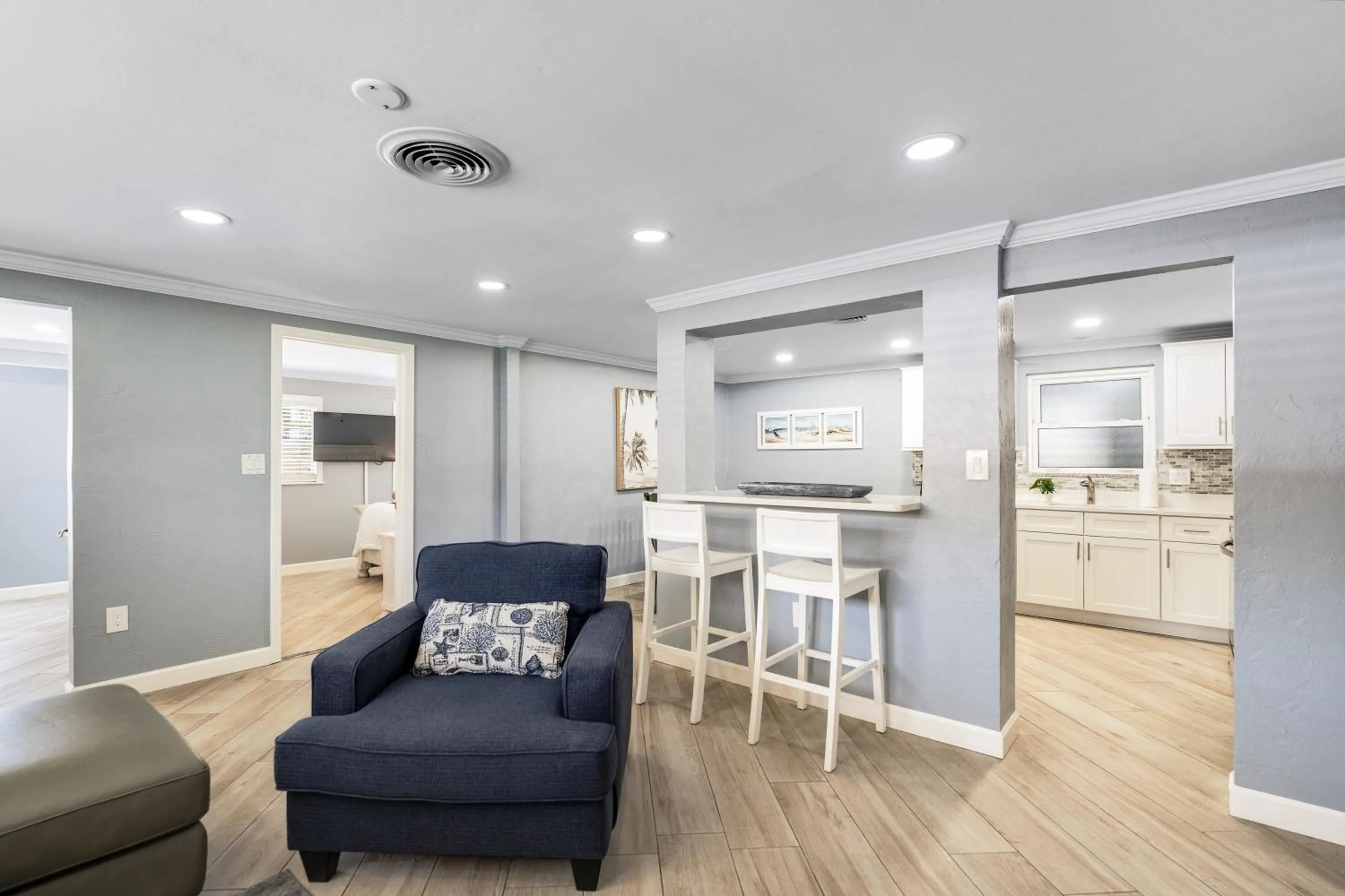 Kitchen or kitchenette in Tropical Beach Resorts - Sarasota