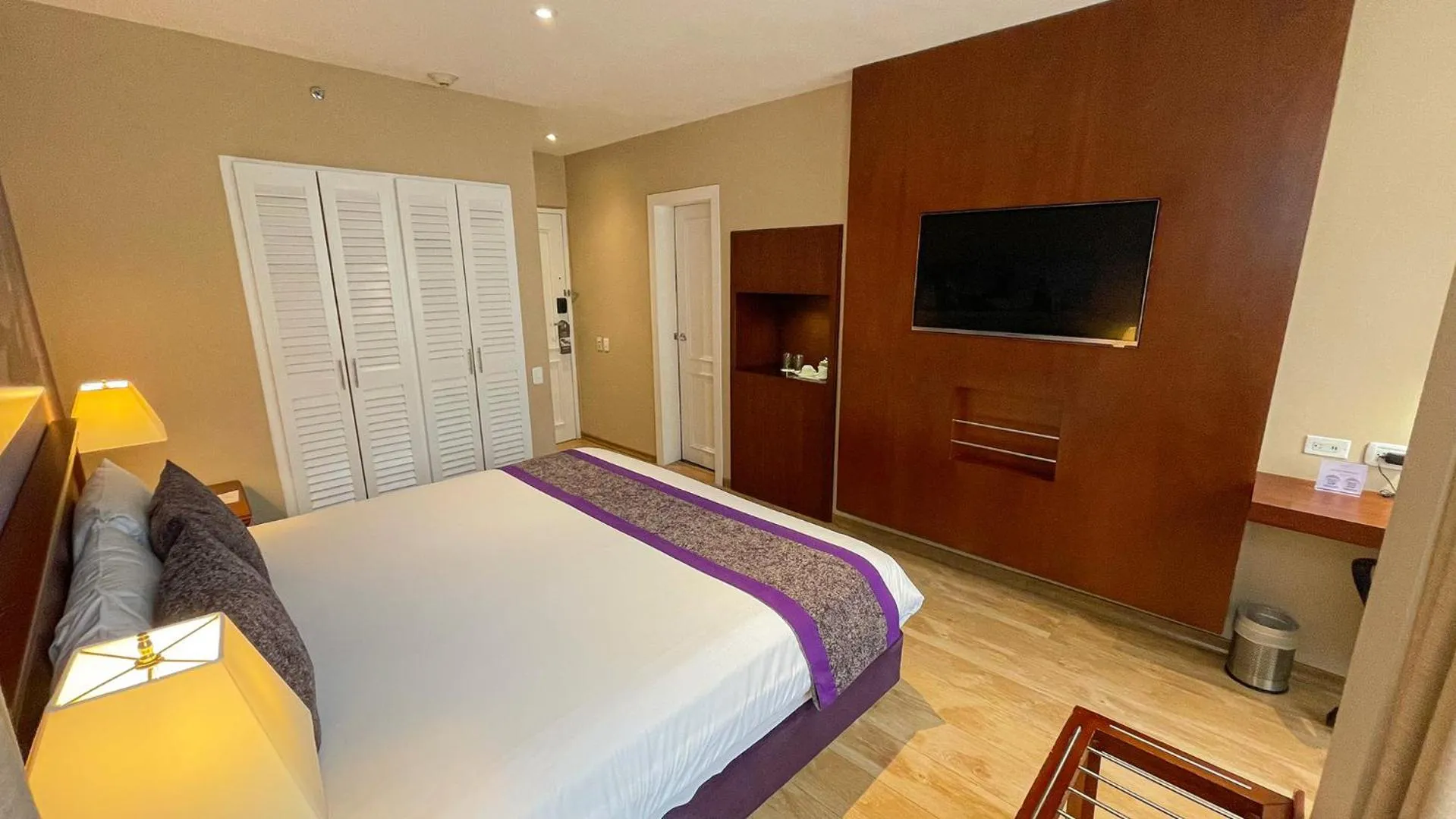 Bed in Mercure Alameda Quito