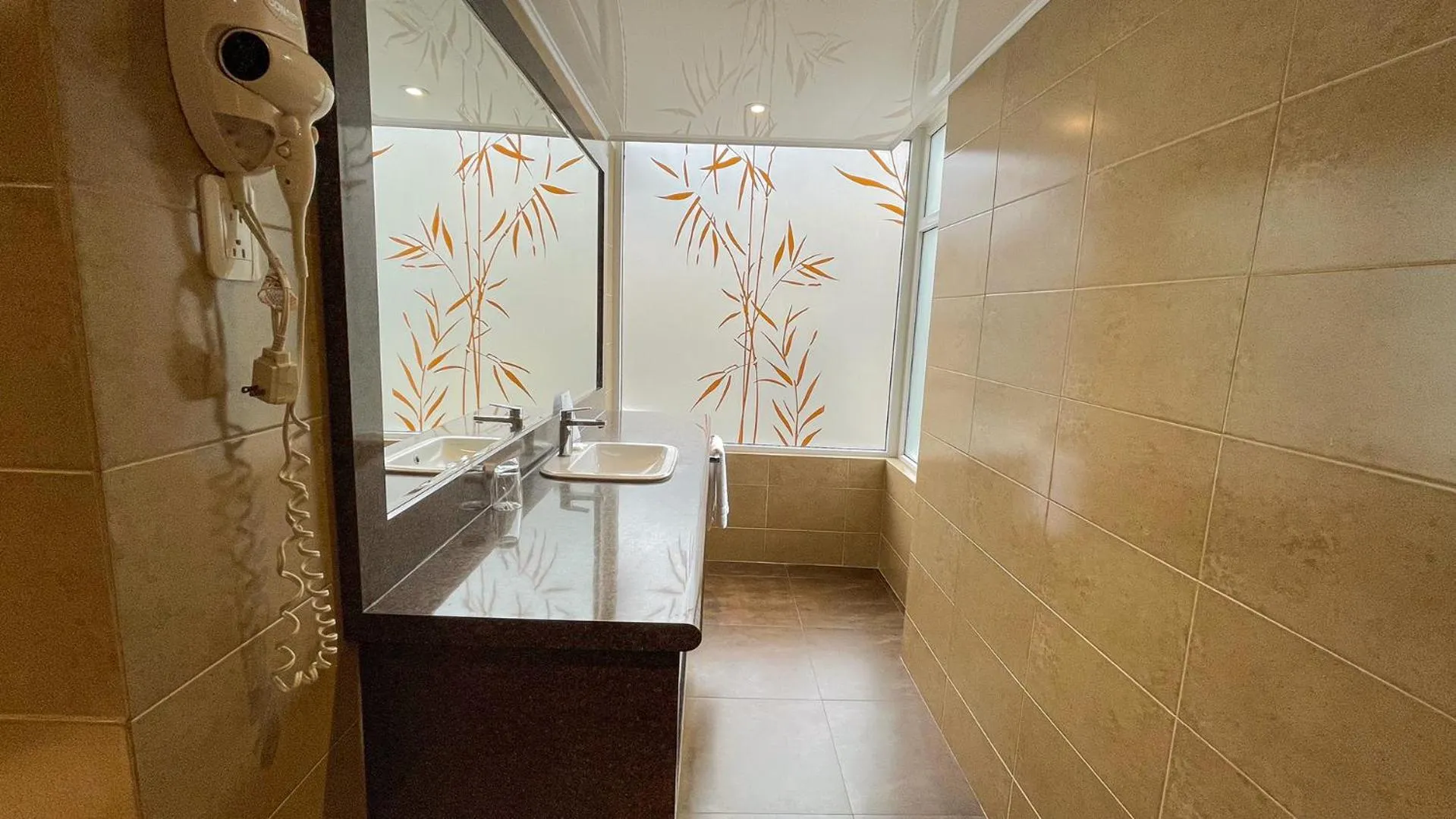Bathroom in Mercure Alameda Quito