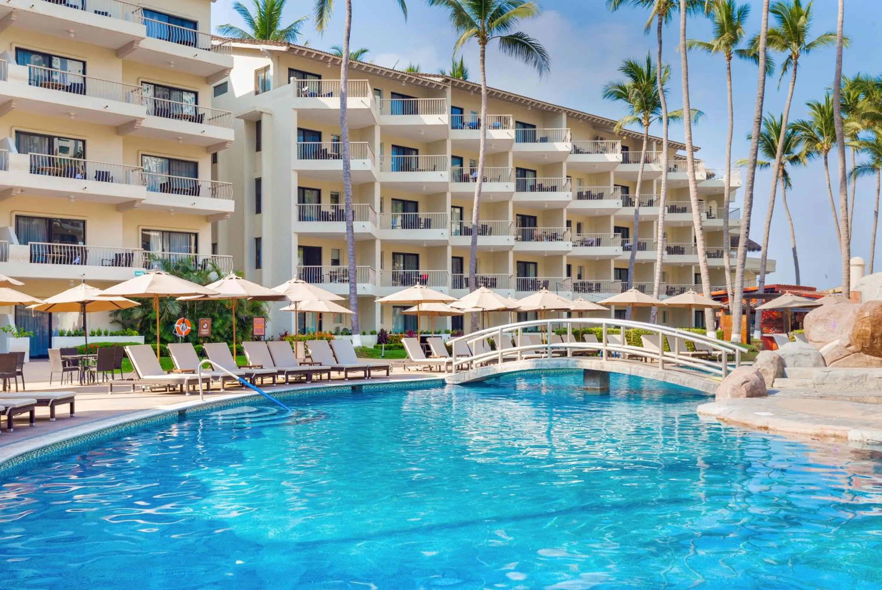 Swimming pool in Villa del Palmar Beach Resort & Spa Puerto Vallarta