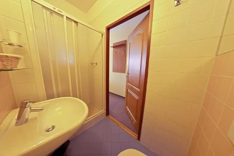 Bathroom in Hotel Alef