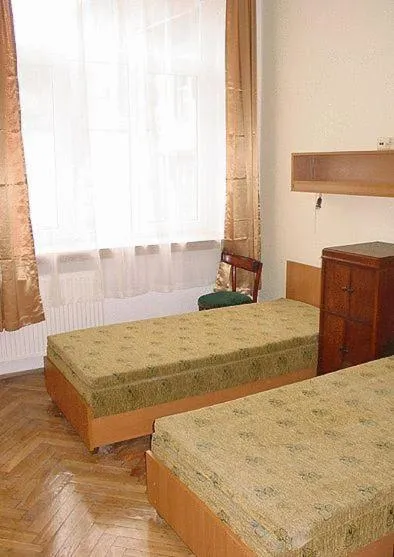 Bedroom, Bed in Hotel Alef