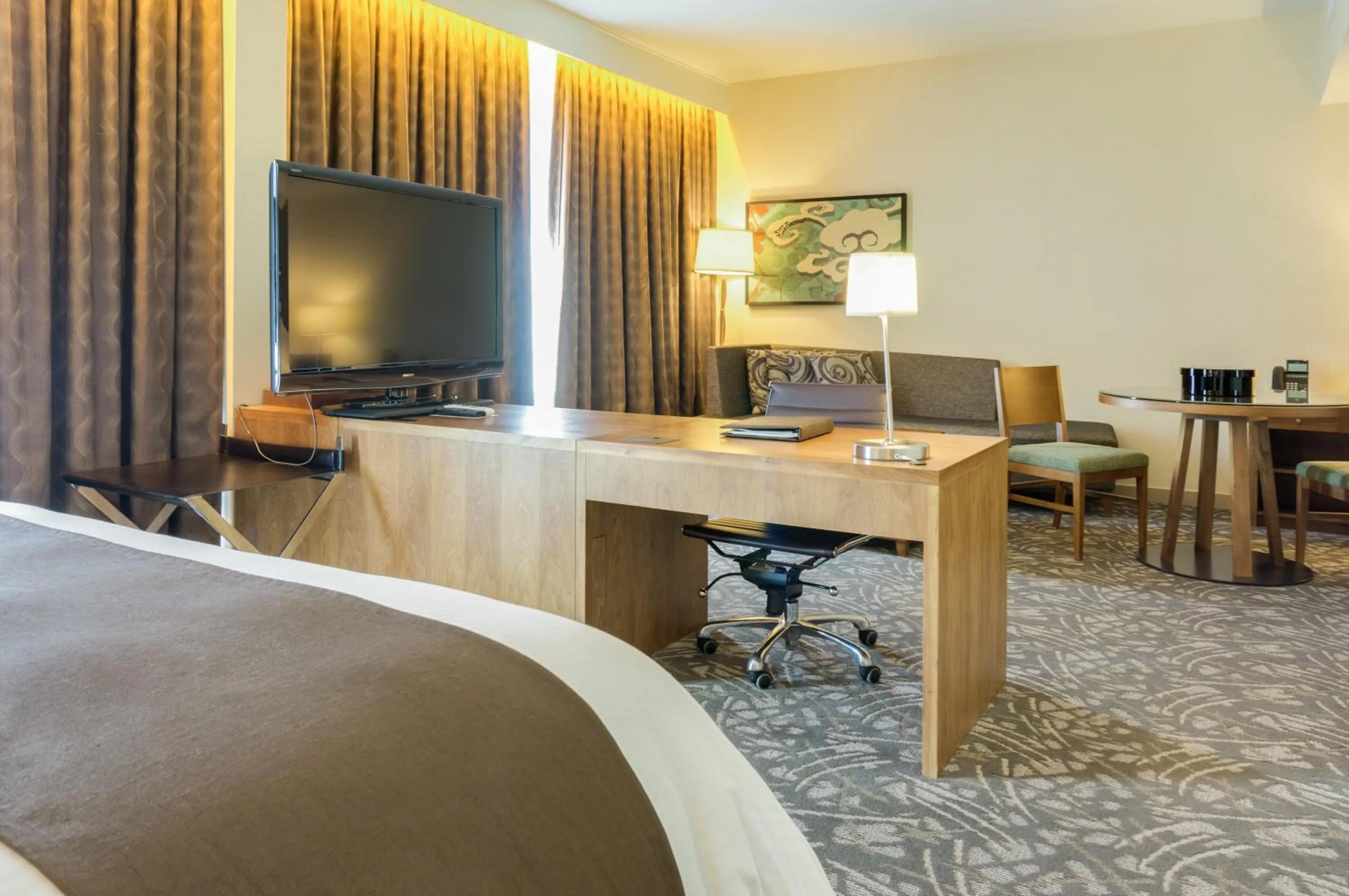 Decorative detail in Miyako Hybrid Hotel Torrance