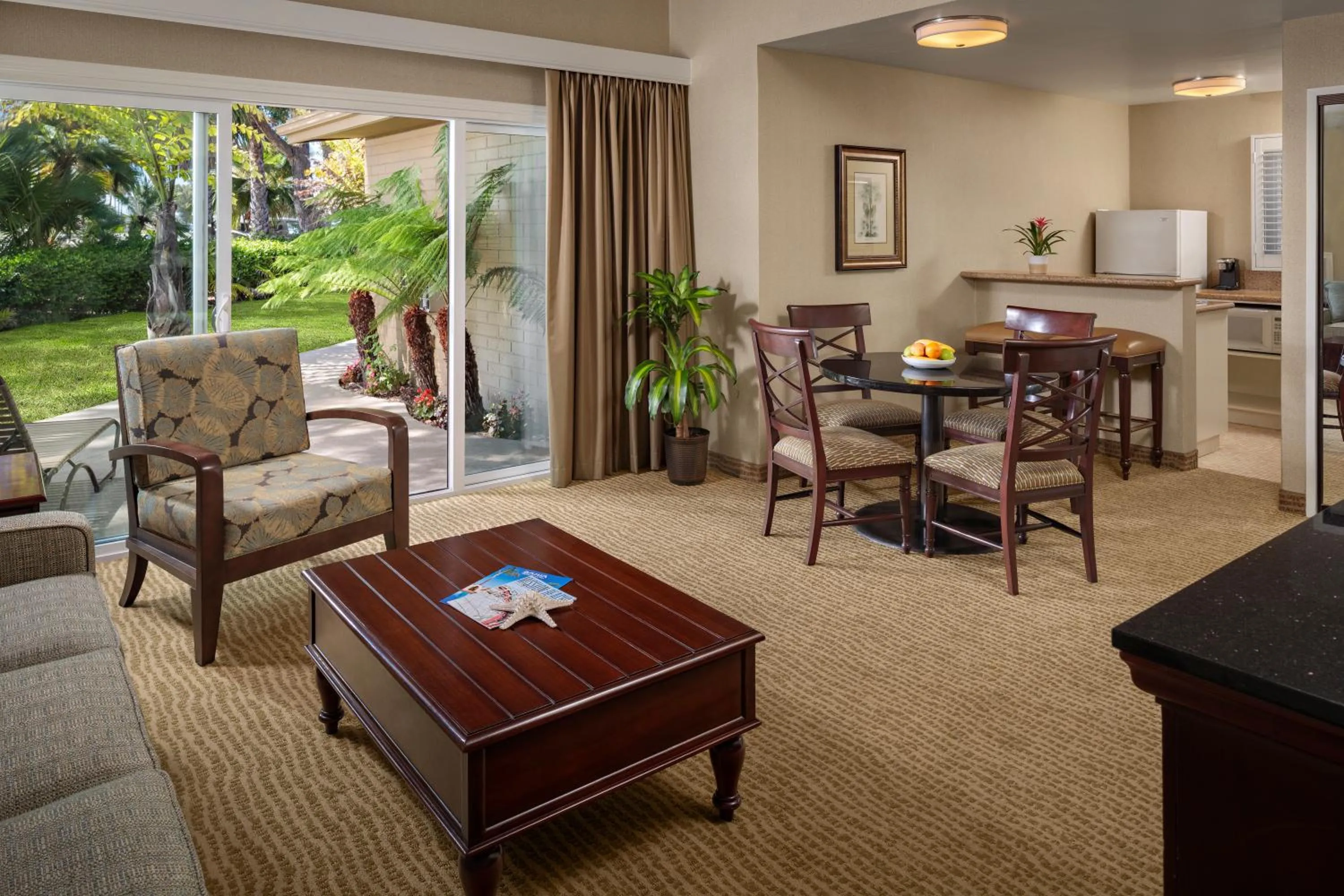 Patio in Bahia Resort Hotel