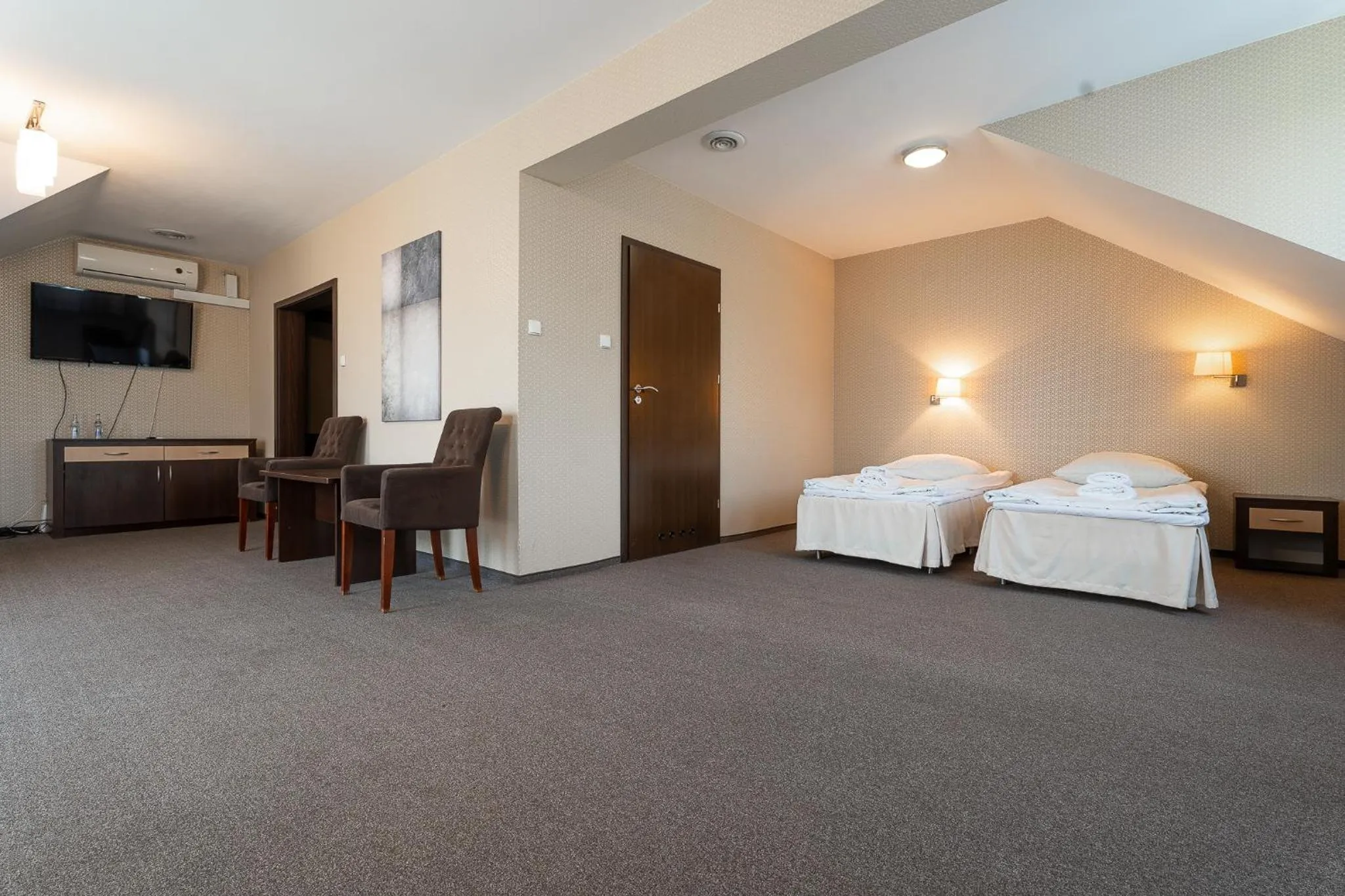 Superior Deluxe Double or Twin Room  in Hotel Cztery Pory Roku