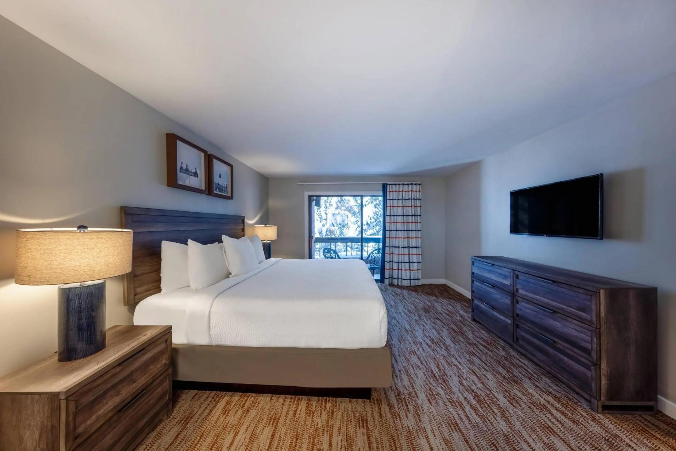Bedroom, Bed in Park Plaza Resort - Park City, Ascend Collection Hotel