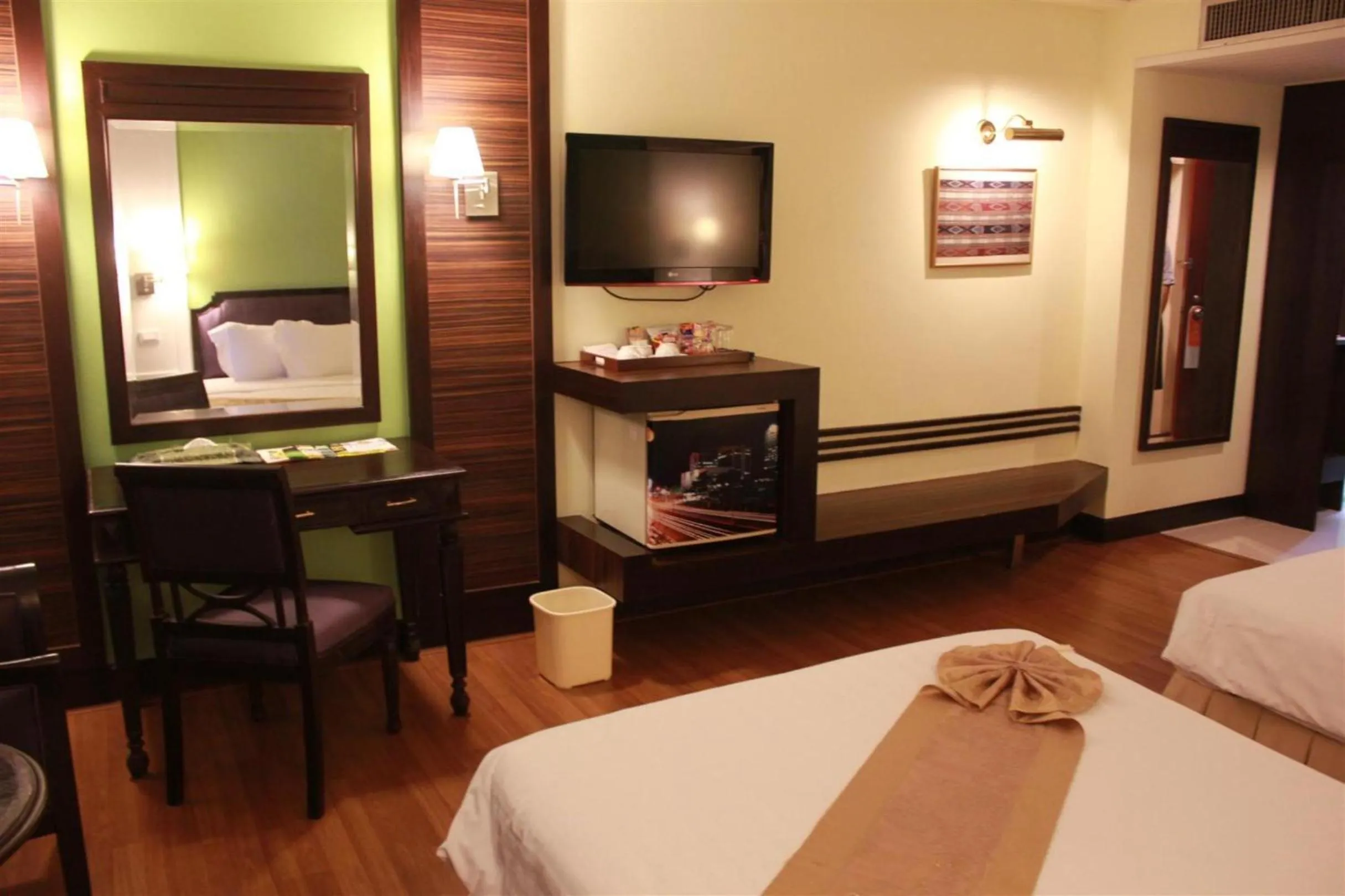 Decorative detail, Bed in Charoen Thani Hotel, Khon Kaen