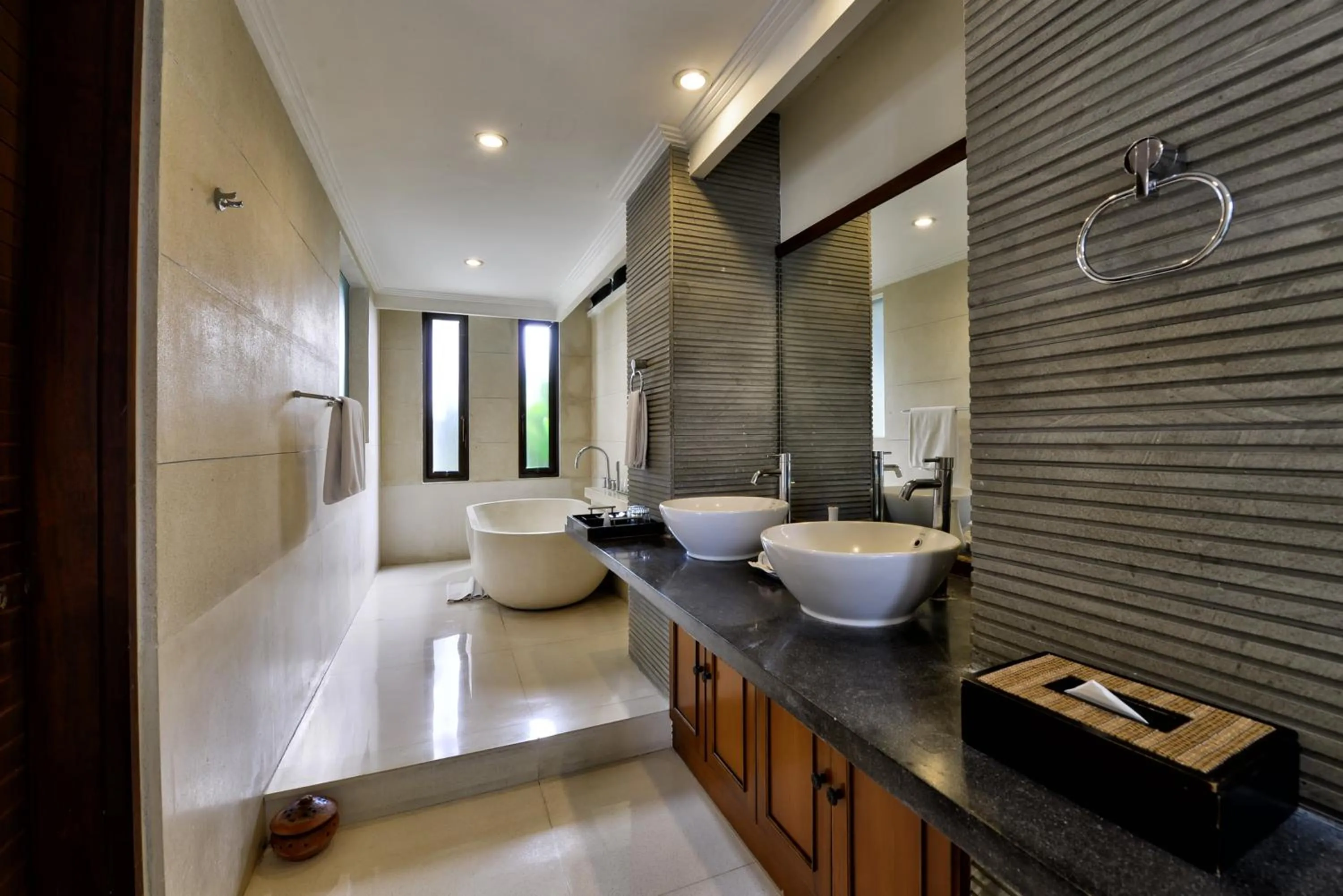 Day in The Khayangan Dreams Villa, Seminyak