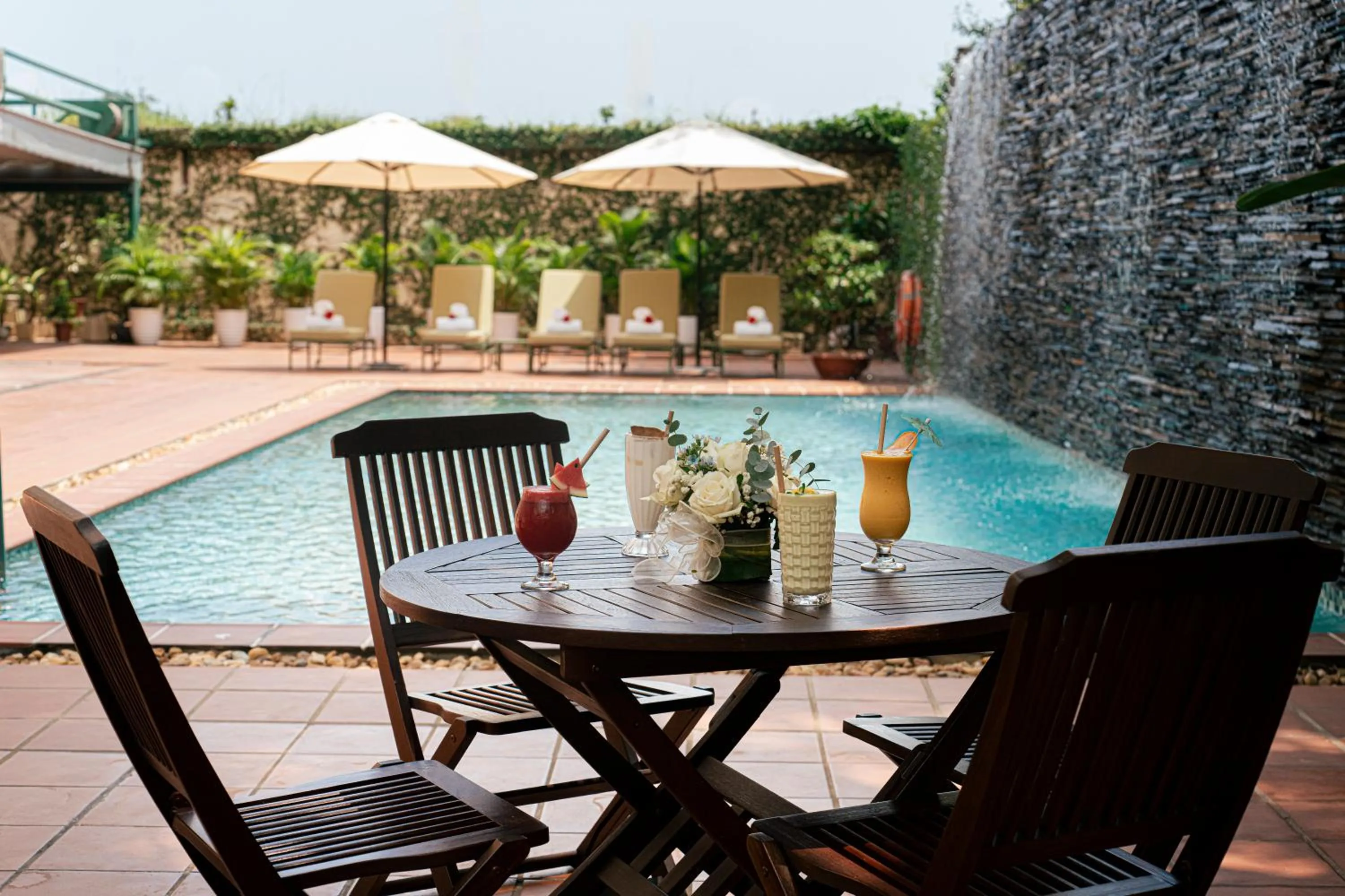 Patio in Hai Phong Harbour View Hotel