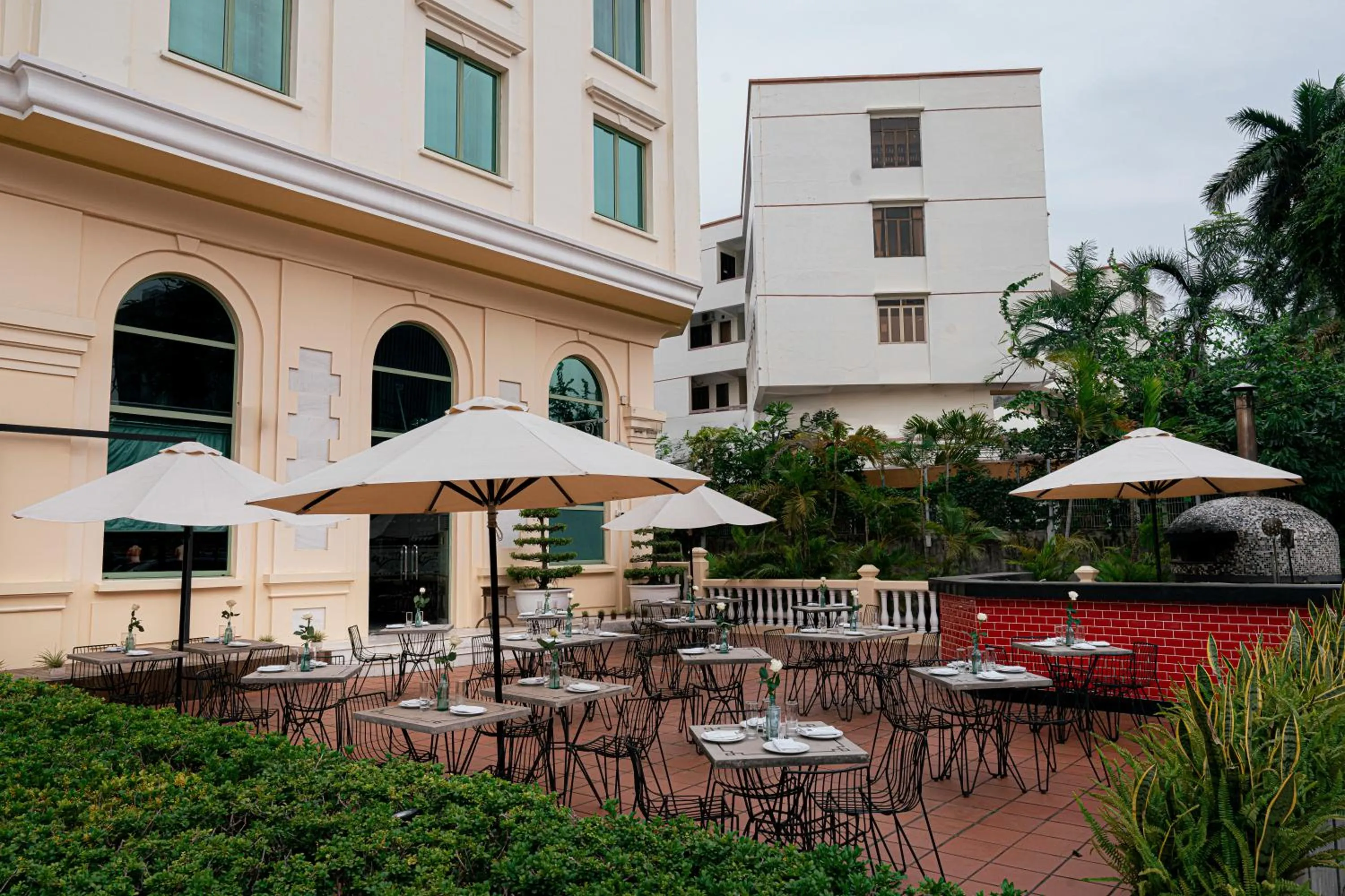 Restaurant/places to eat in Hai Phong Harbour View Hotel