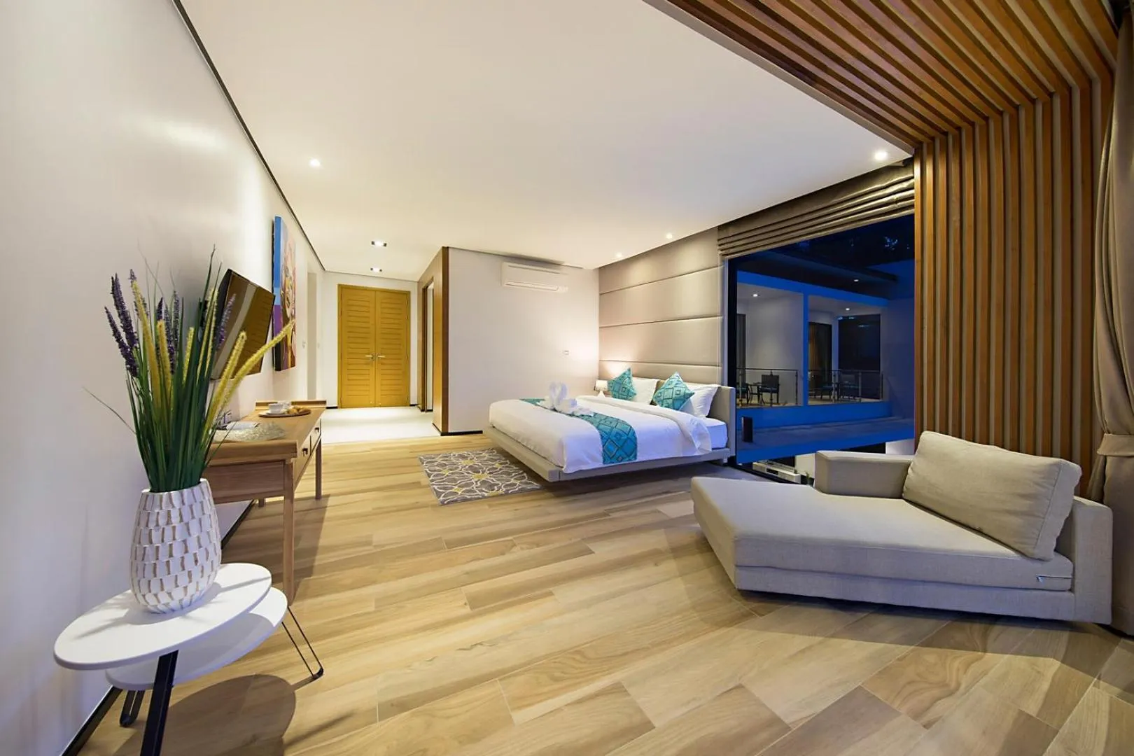 Bed in Samui Sea Star Villa