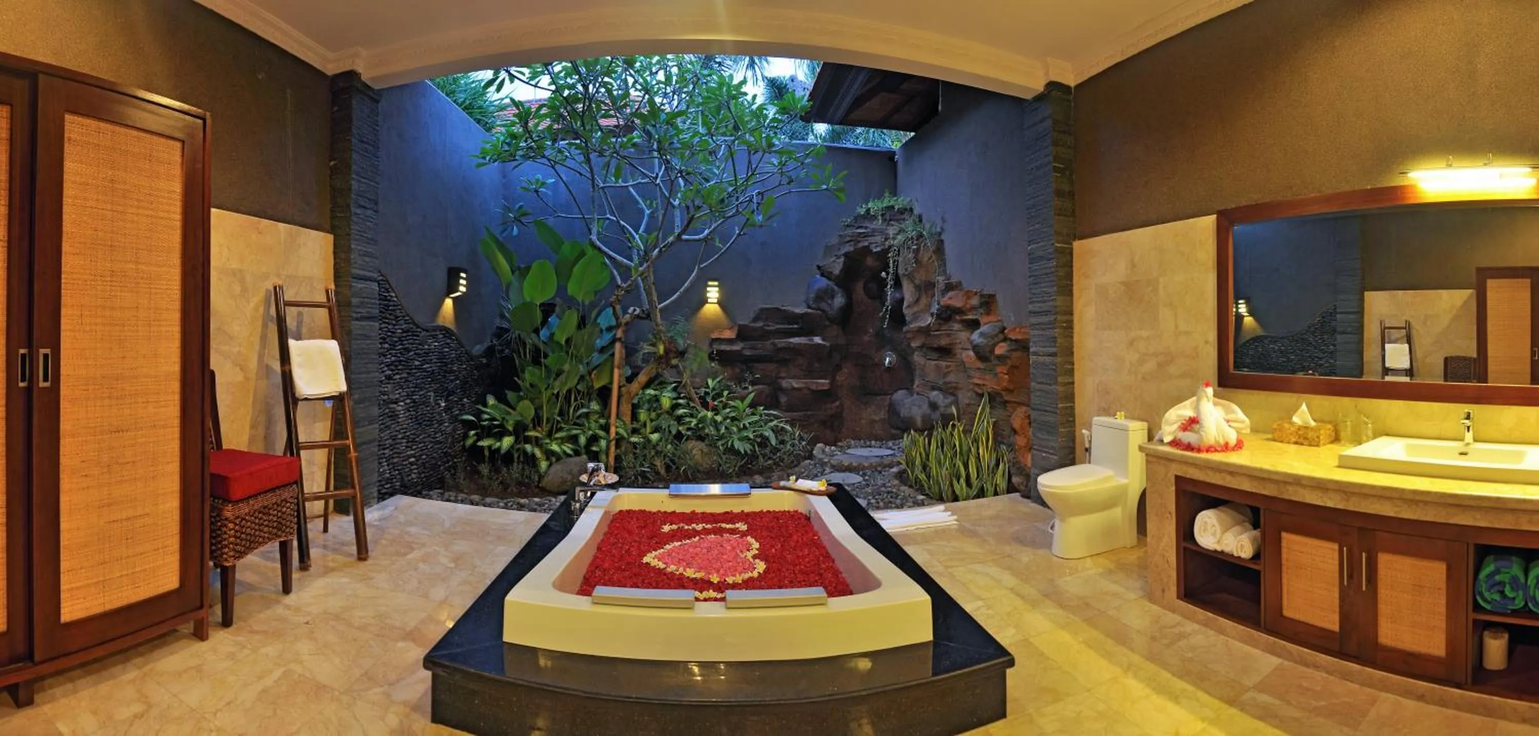 Toilet in Bali Aroma Exclusive Villas