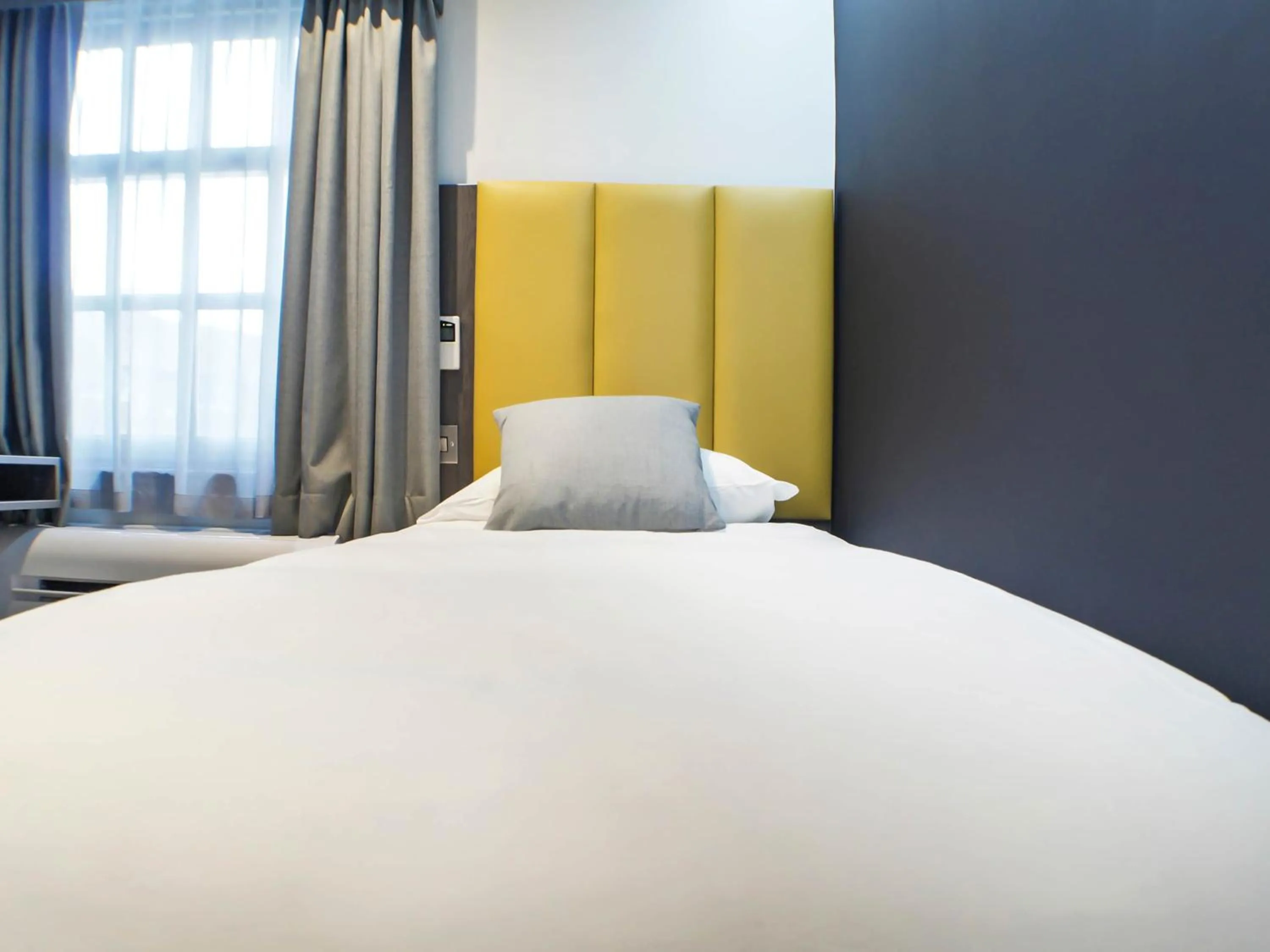 Bedroom, Bed in OYO Tamworth Arms Boutique Pub & Hotel