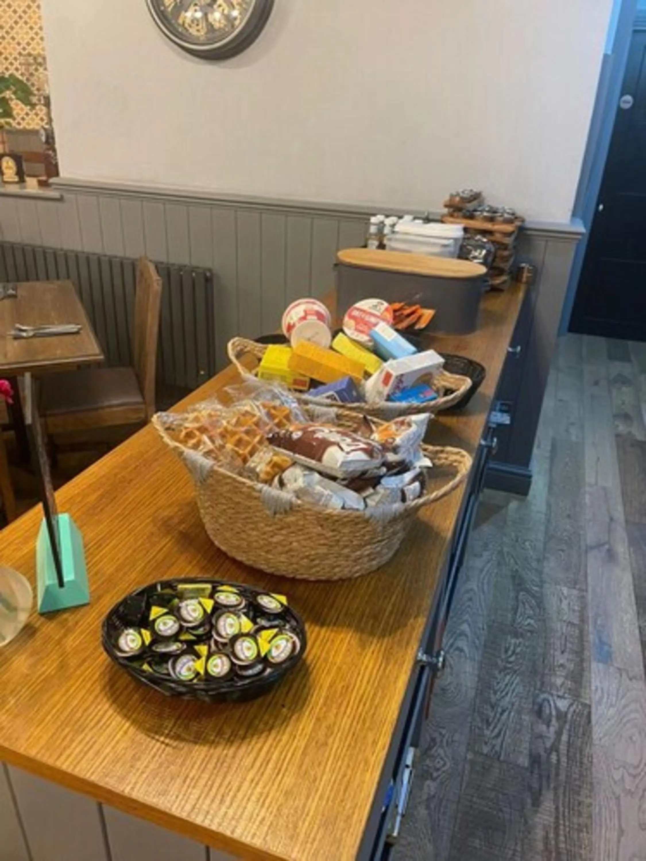 Breakfast in OYO Tamworth Arms Boutique Pub & Hotel