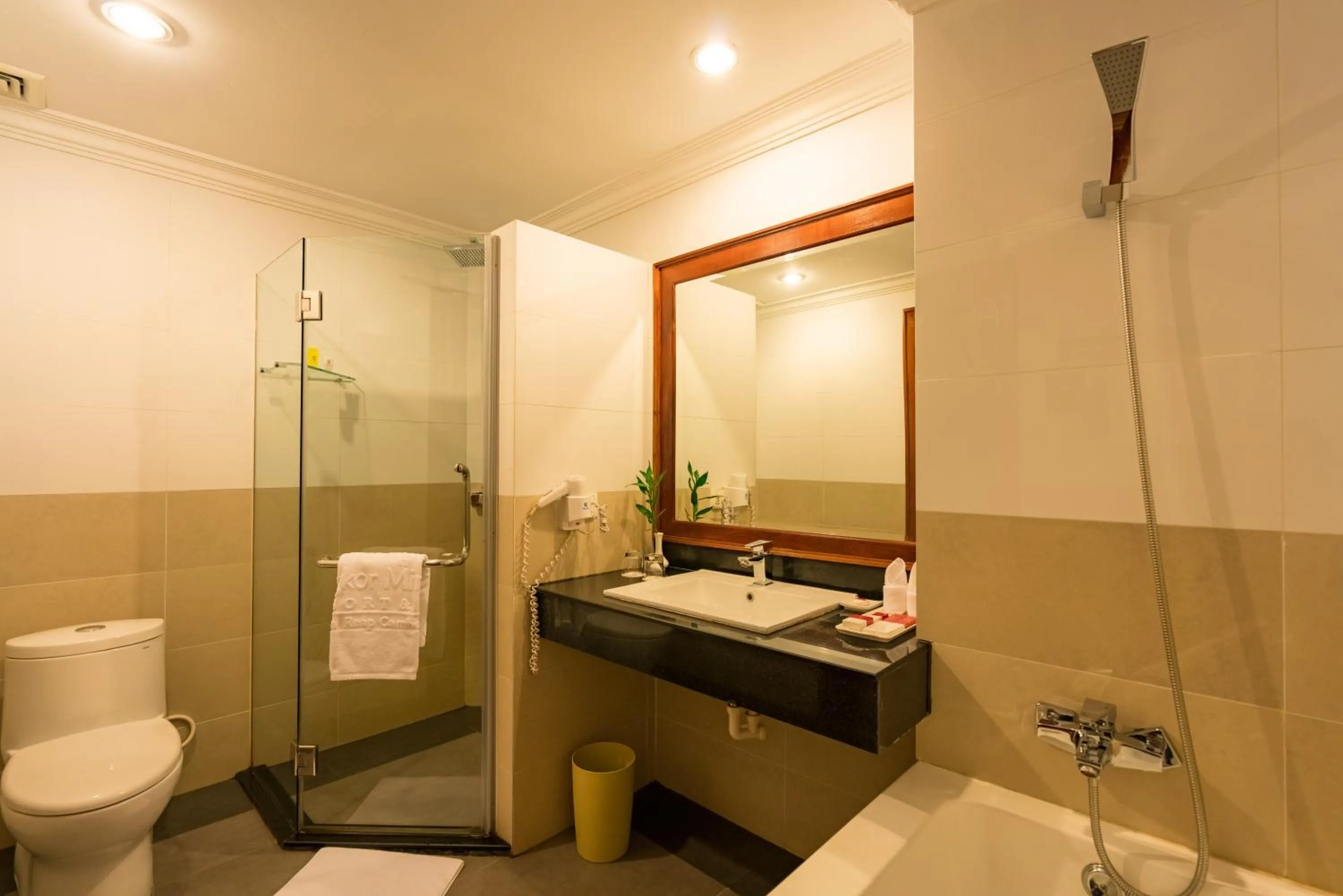 Shower in Angkor Miracle Resort & Spa