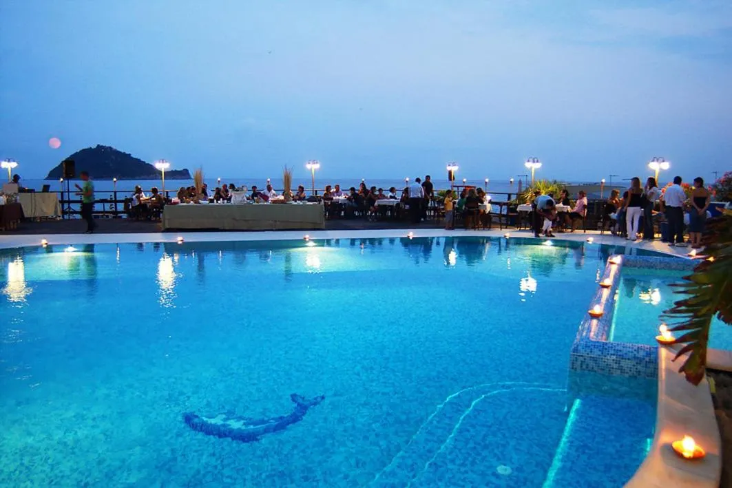 Swimming pool in Residence Sole