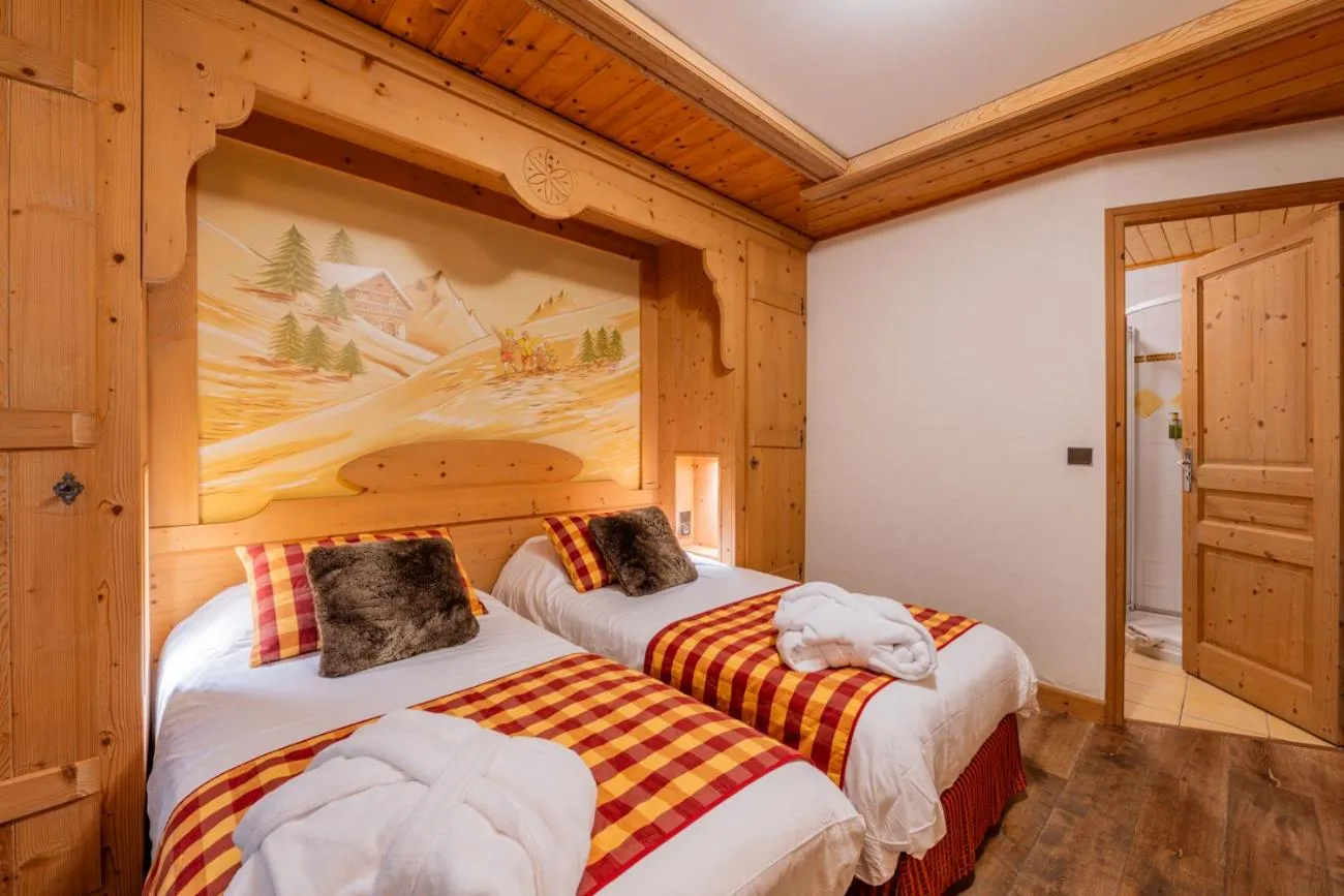 Bed in Hôtel Le Sporting