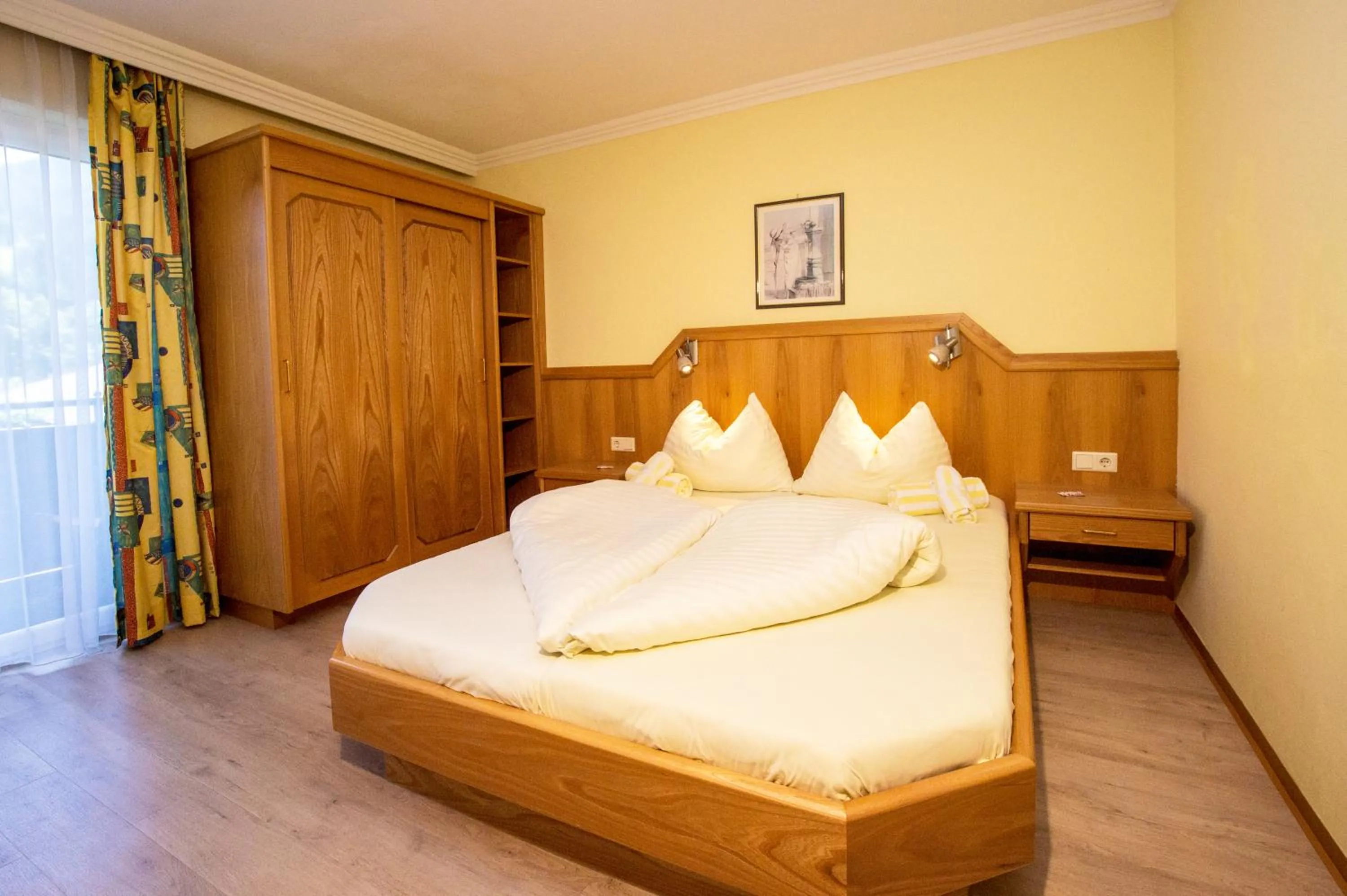 Photo of the whole room, Bed in Apparthotel Panorama
