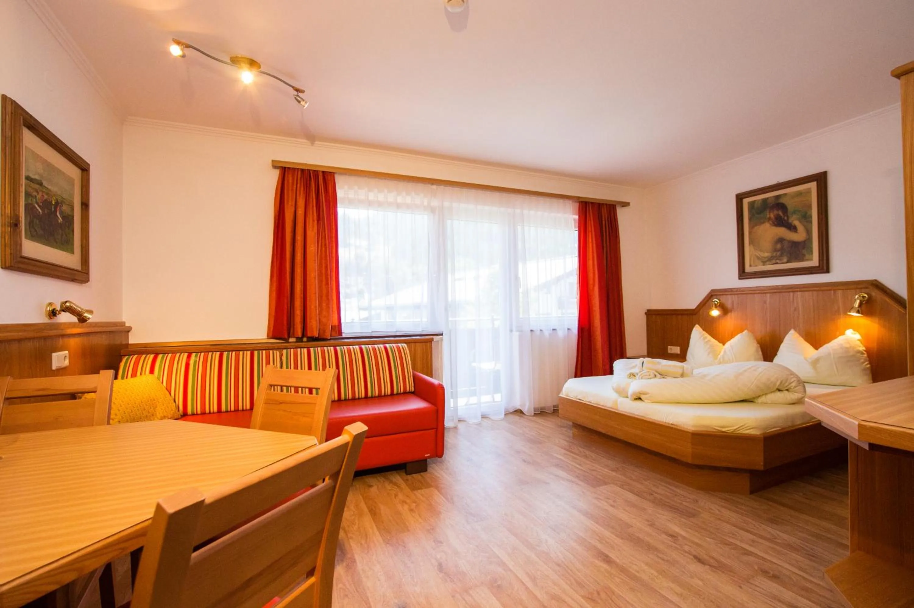 Decorative detail, Bed in Apparthotel Panorama