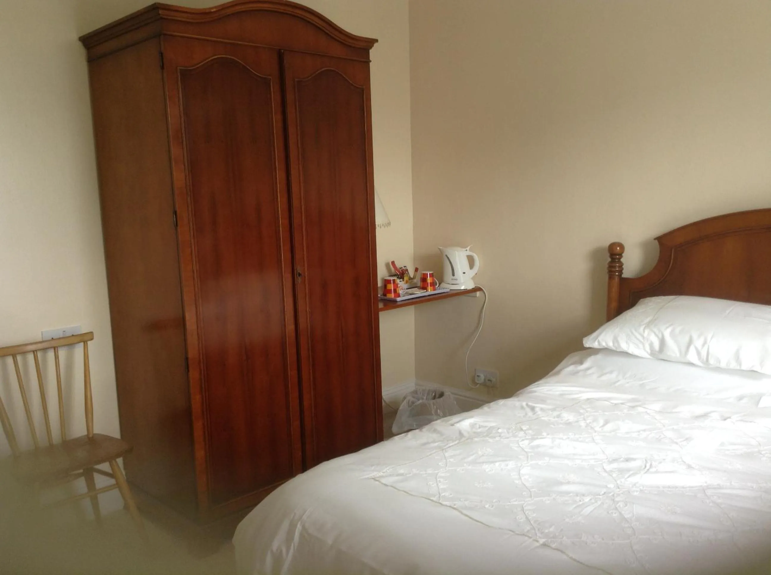 Bed in Drakewalls Bed And Breakfast