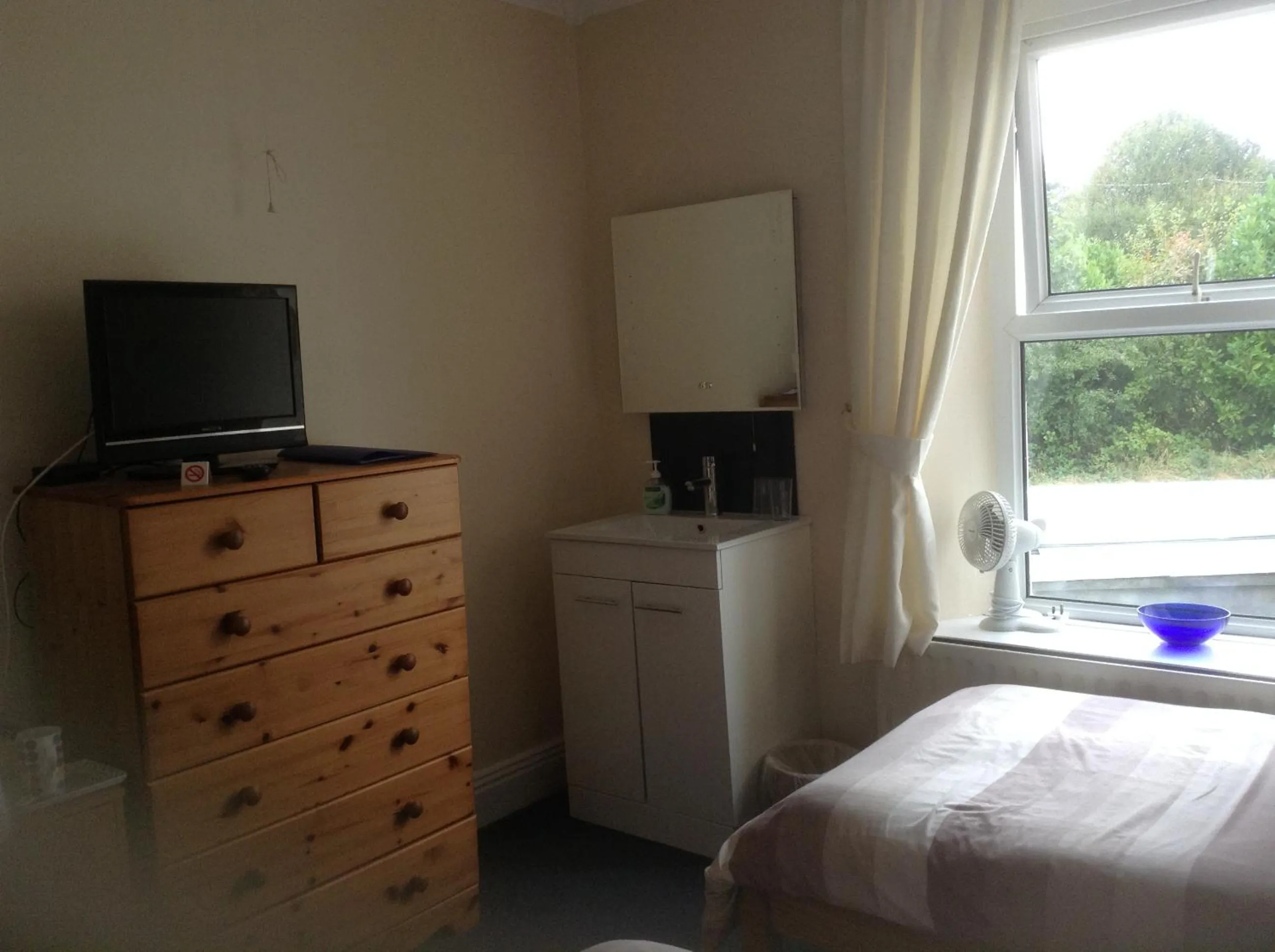 Bed in Drakewalls Bed And Breakfast