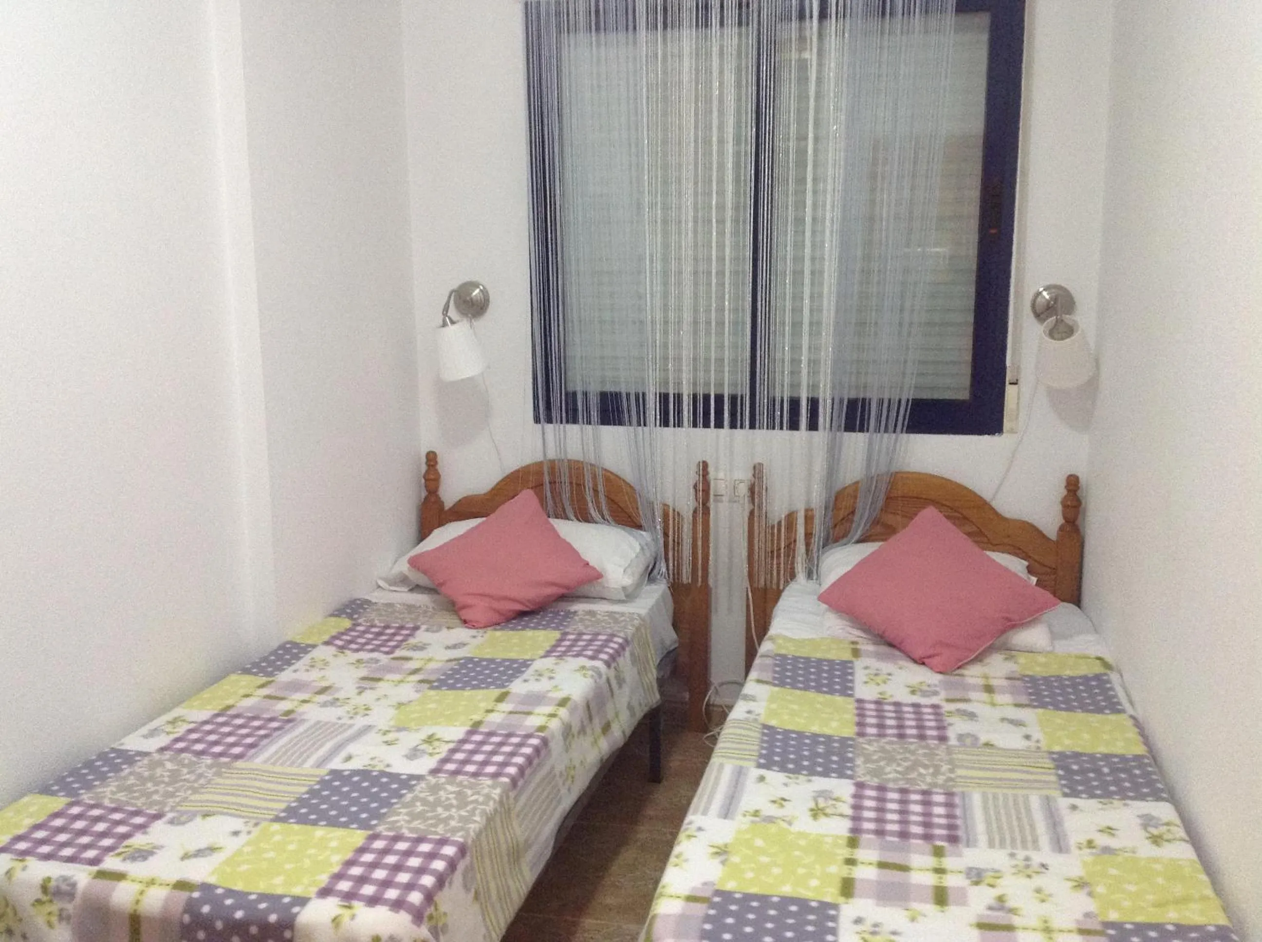 Bed in Playamarina 1 Reception