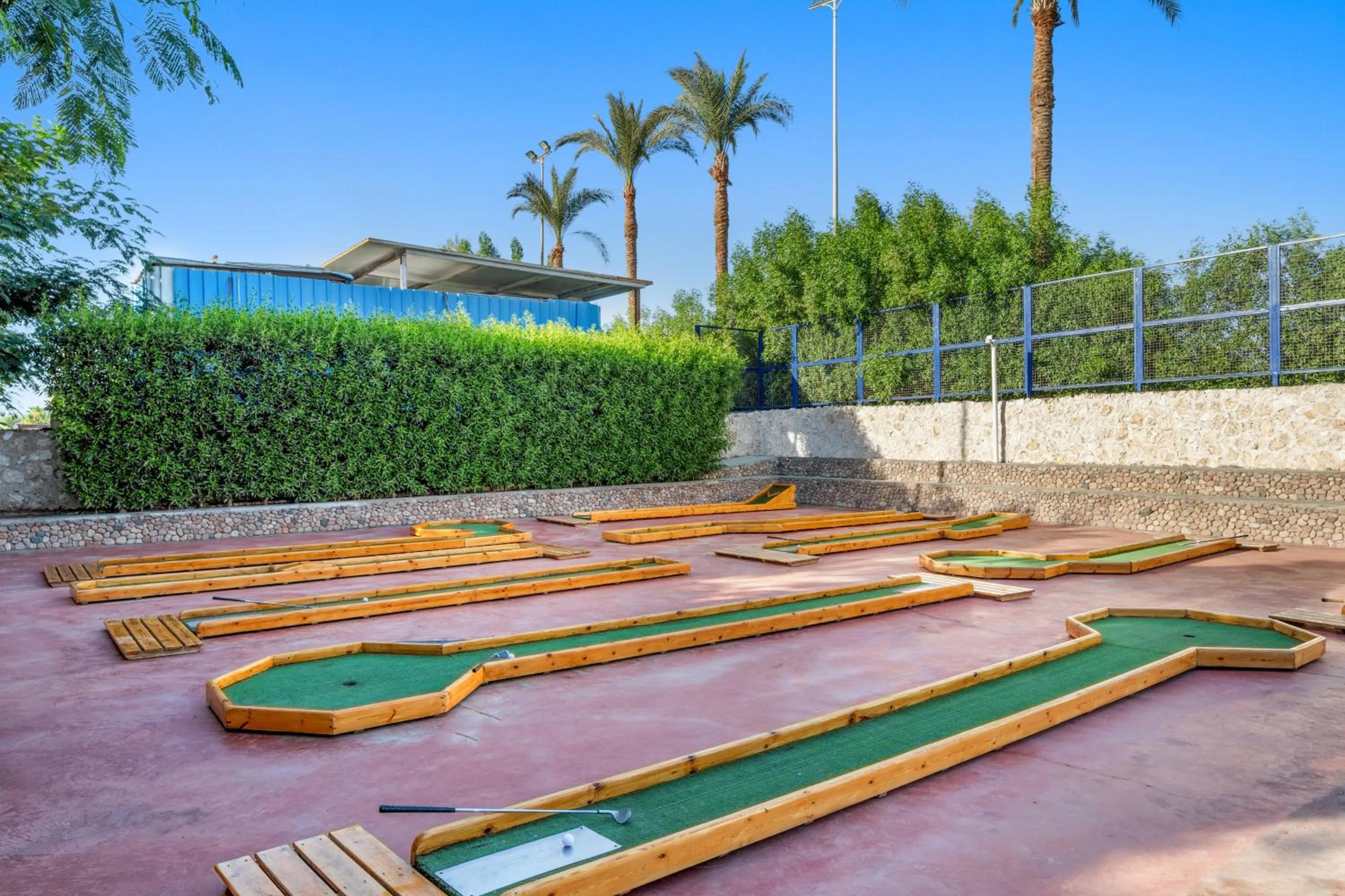 Minigolf in Pickalbatros Royal Grand Sharm - Adults Friendly 16 Years Plus