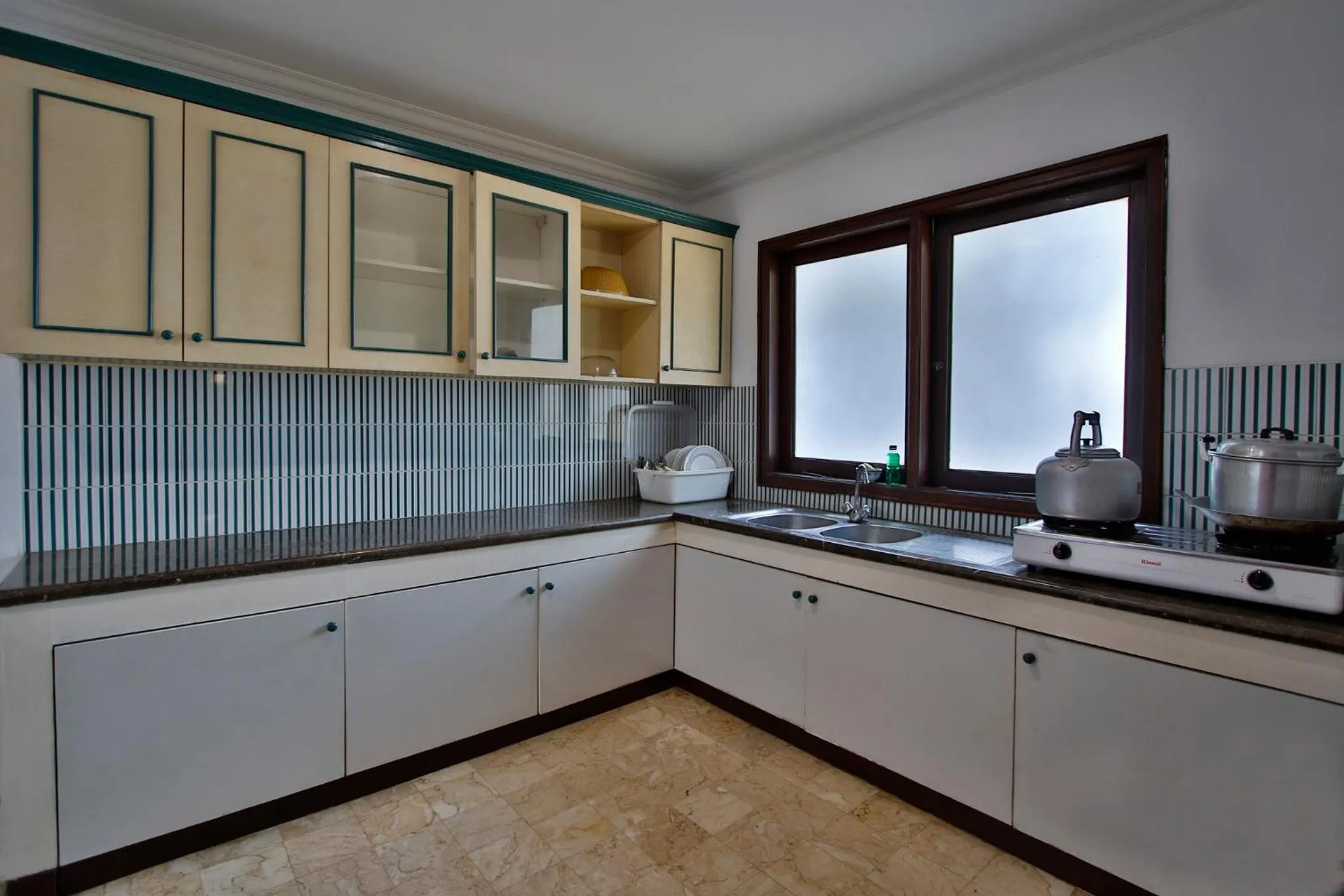 Kitchen or kitchenette in The Jayakarta Anyer