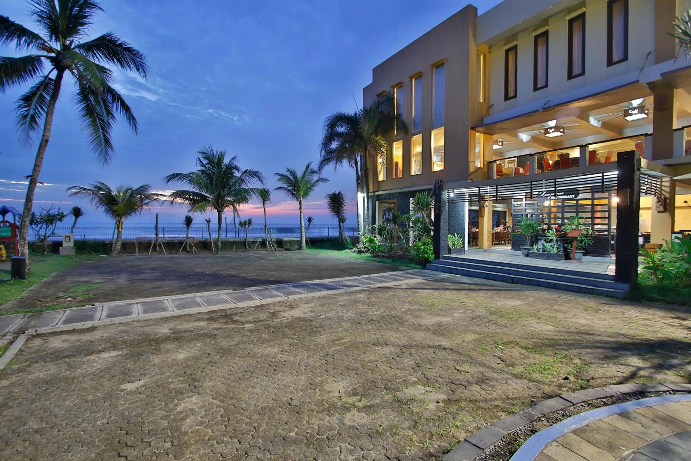 Restaurant/places to eat in The Jayakarta Anyer