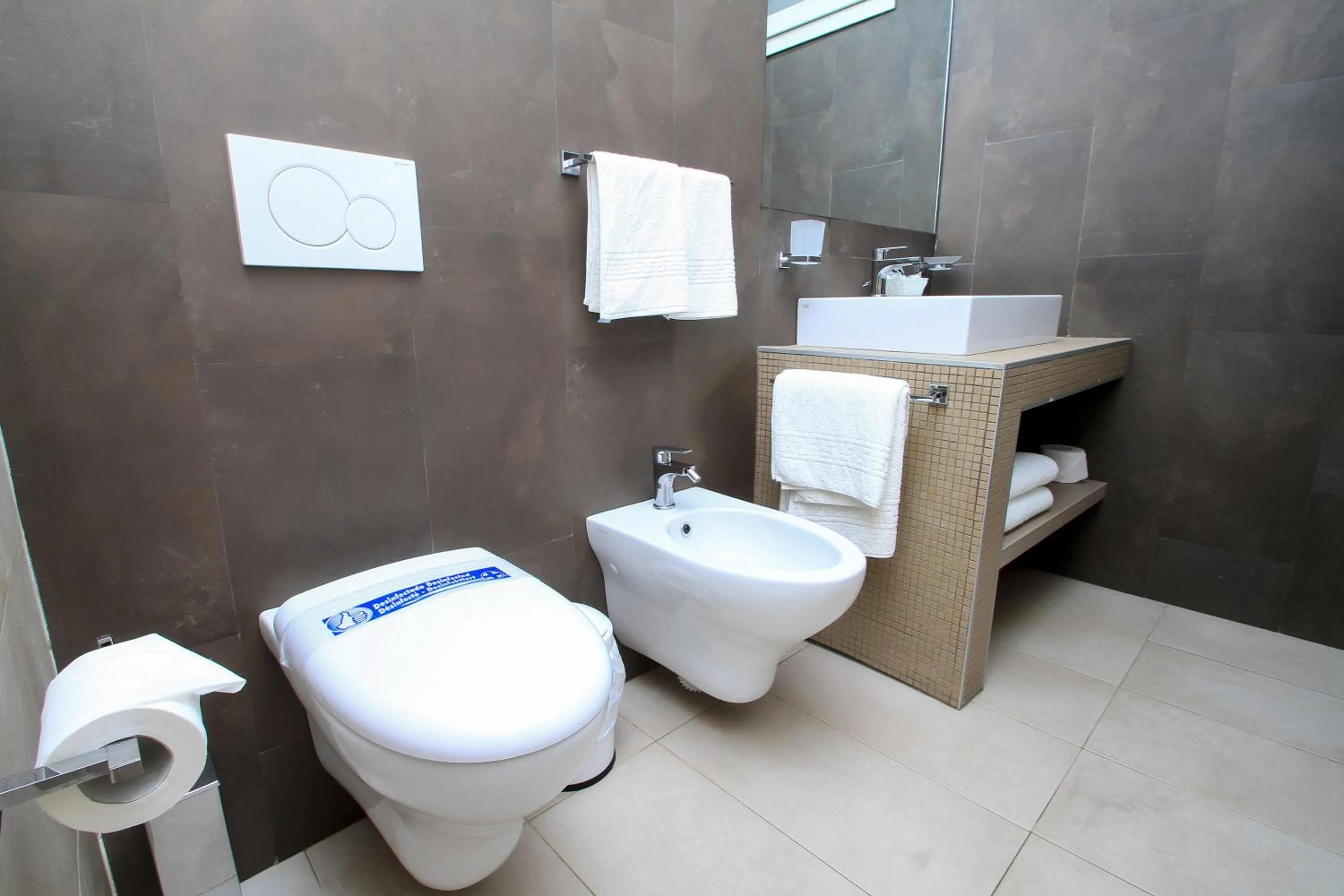 Bathroom in International Hotel Dakar