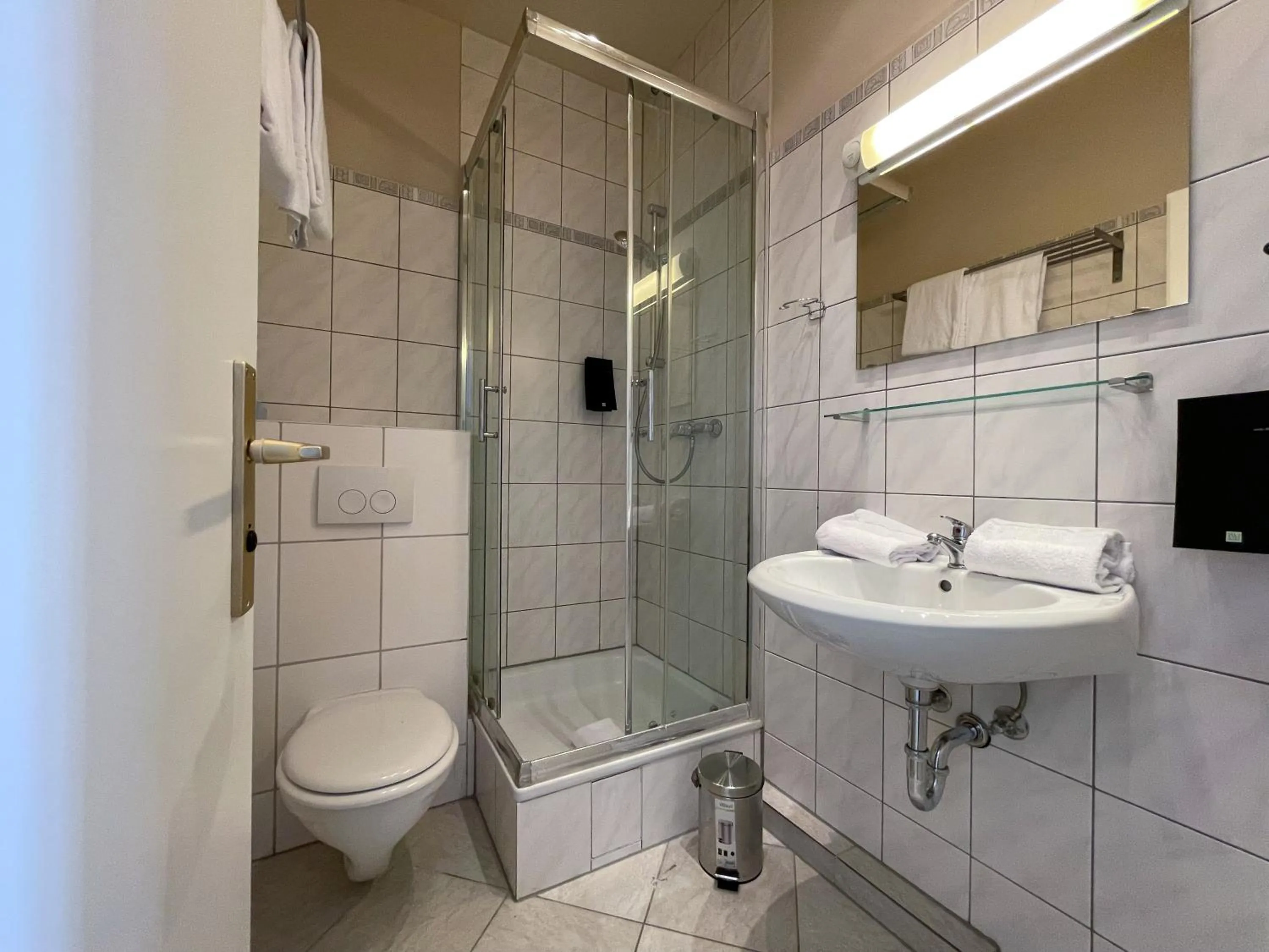 Shower in Hotel Sendlinger Tor