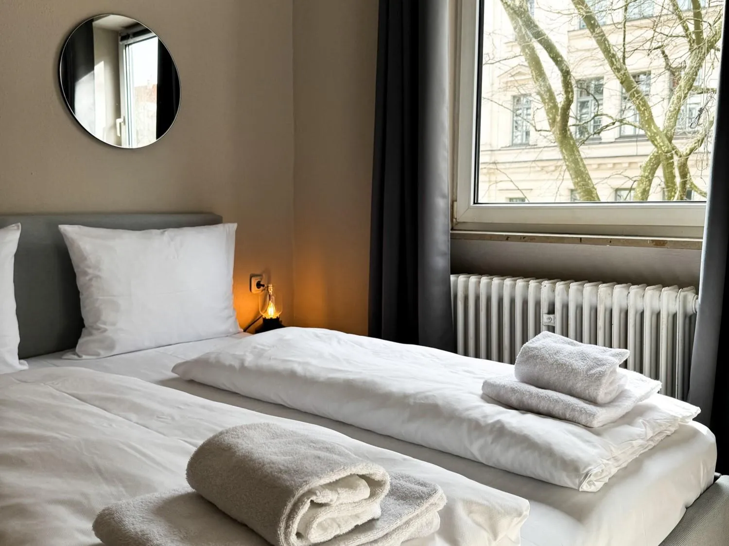 Bedroom, Bed in Hotel Sendlinger Tor