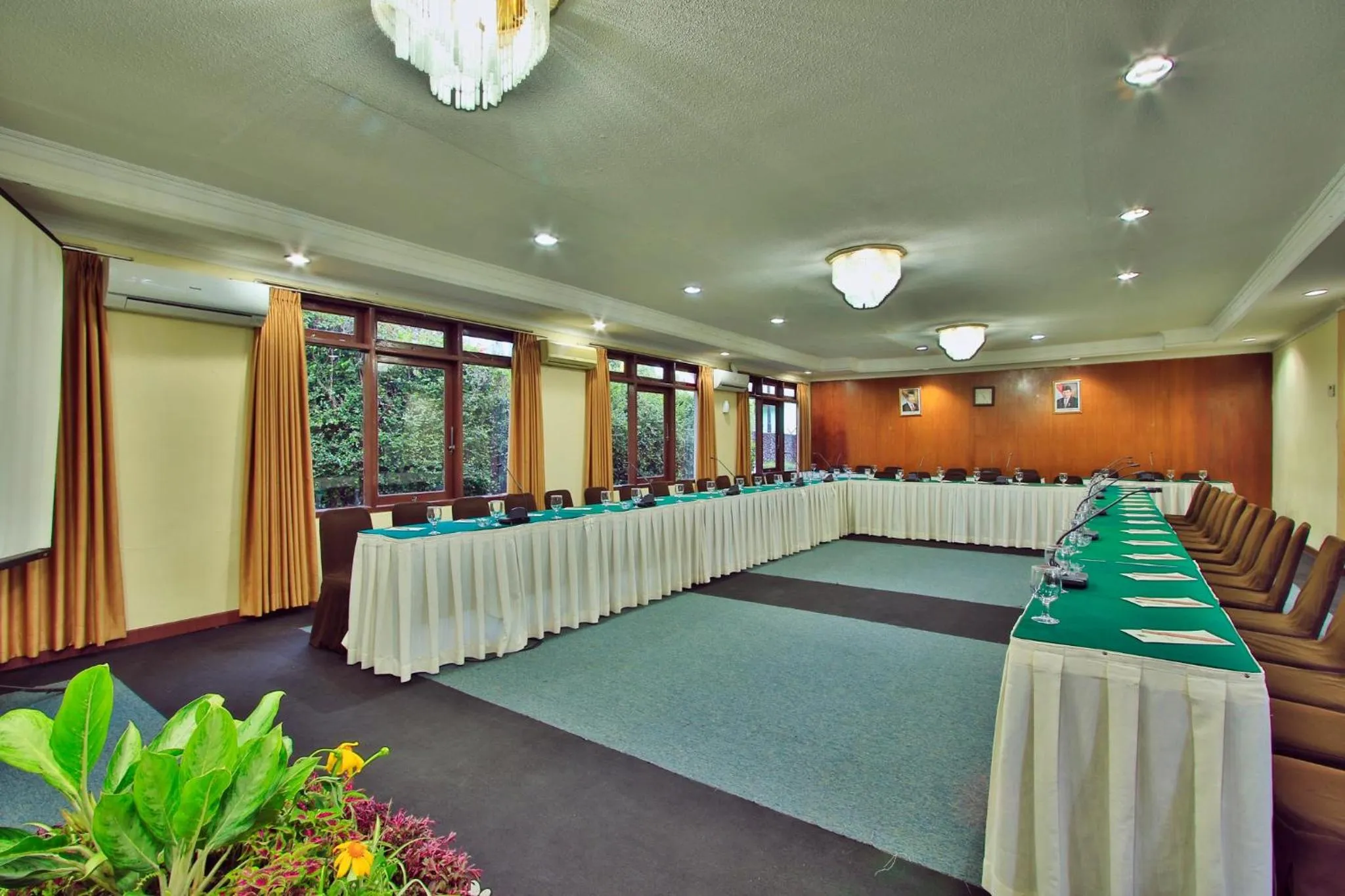Business facilities in The Jayakarta Cisarua