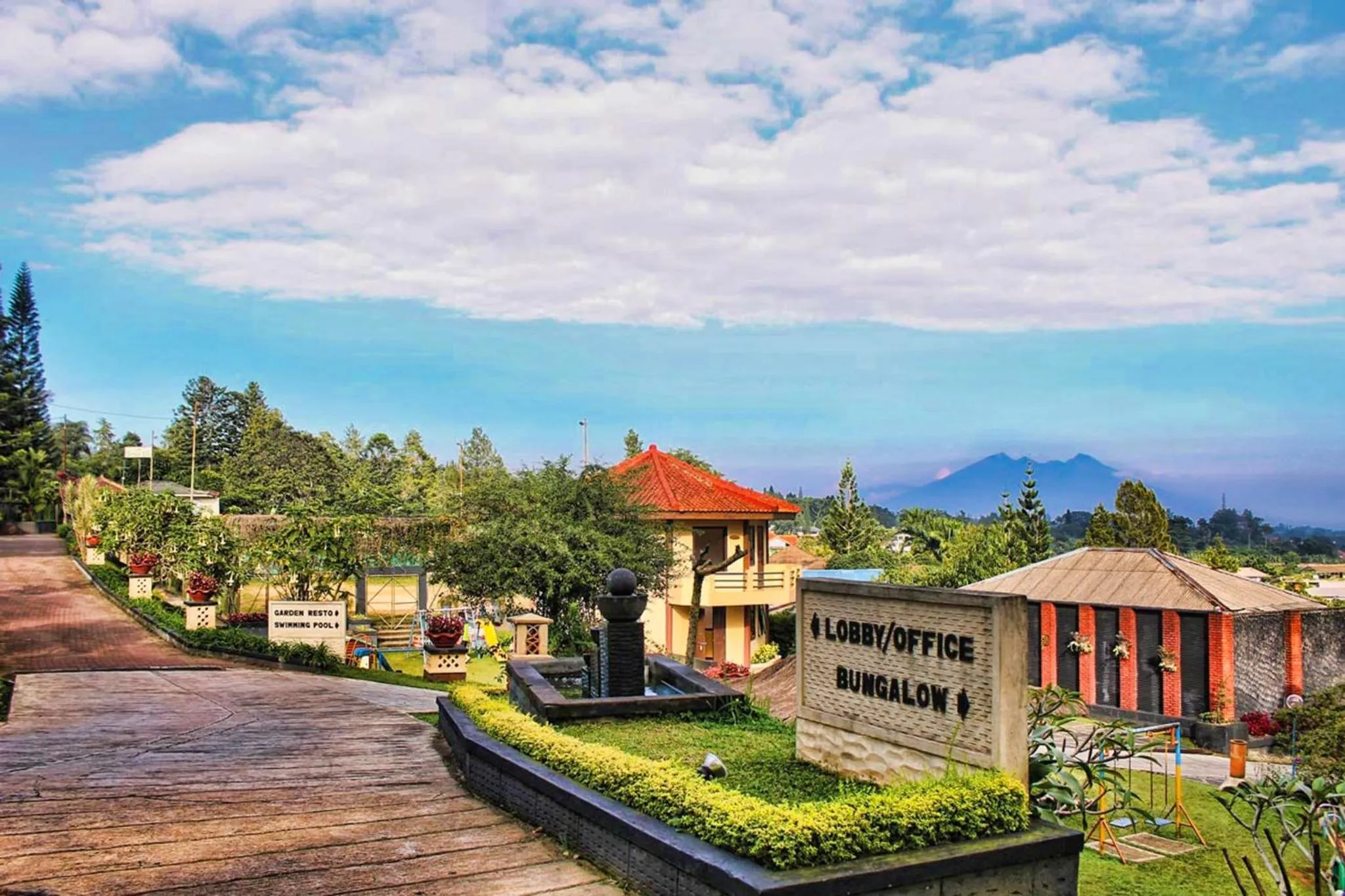 Mountain view in The Jayakarta Cisarua