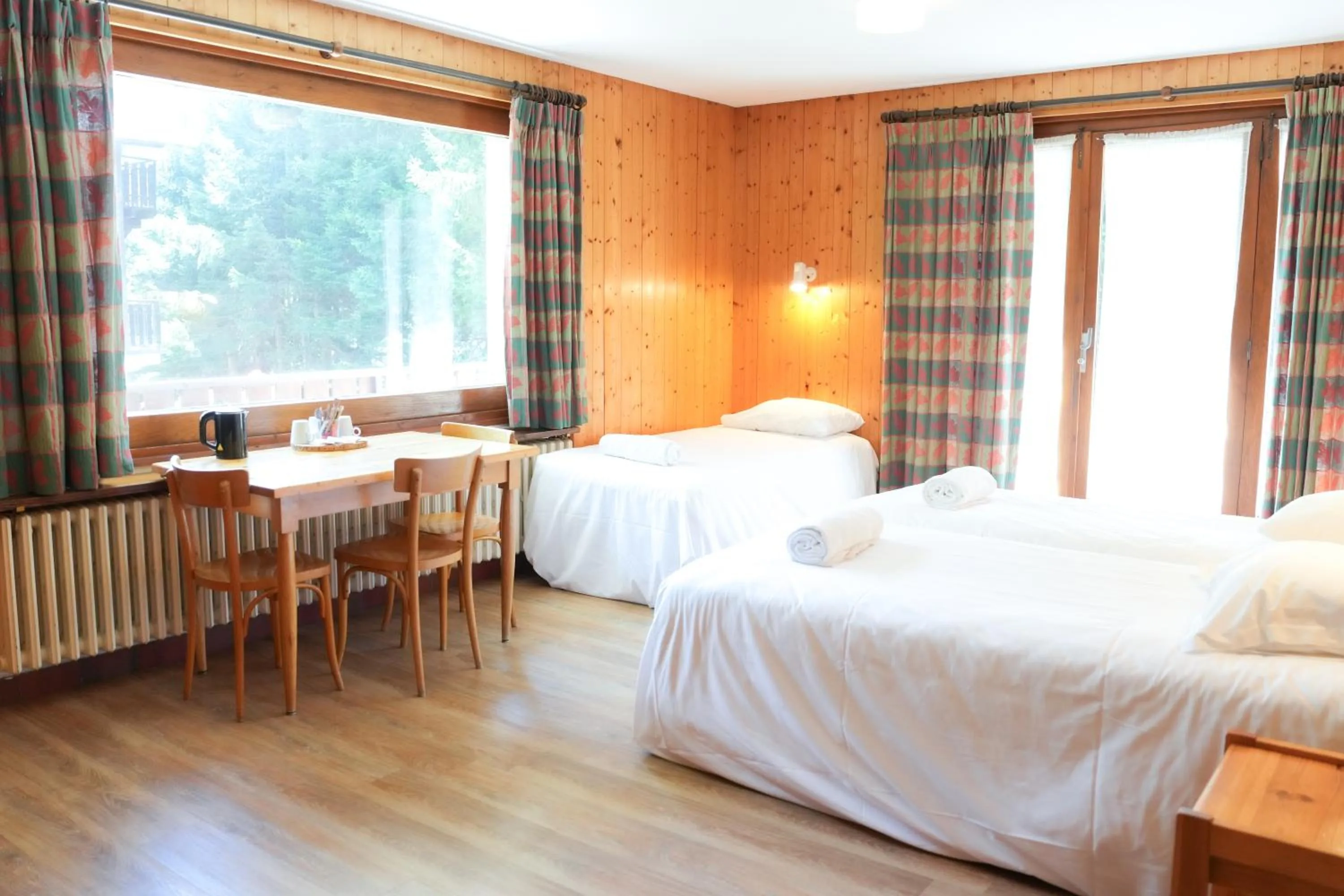 Bed in L'Arveyron Open House