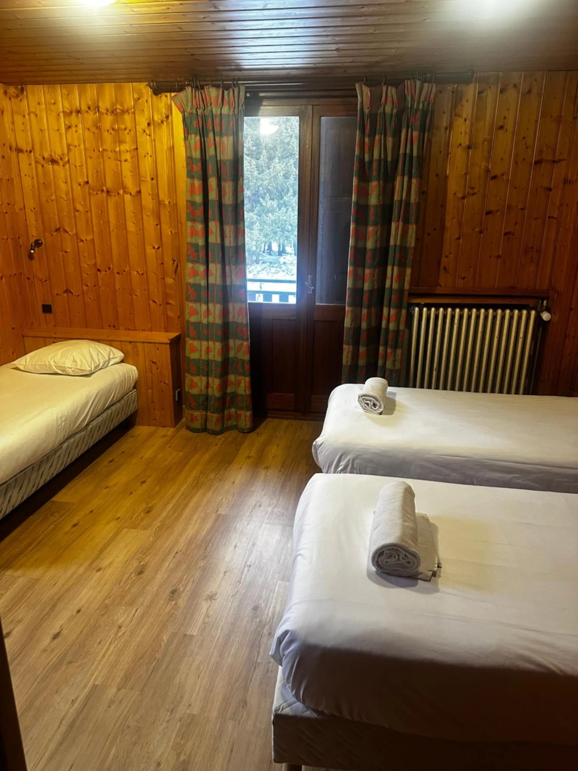 Bedroom, Bed in L'Arveyron Open House