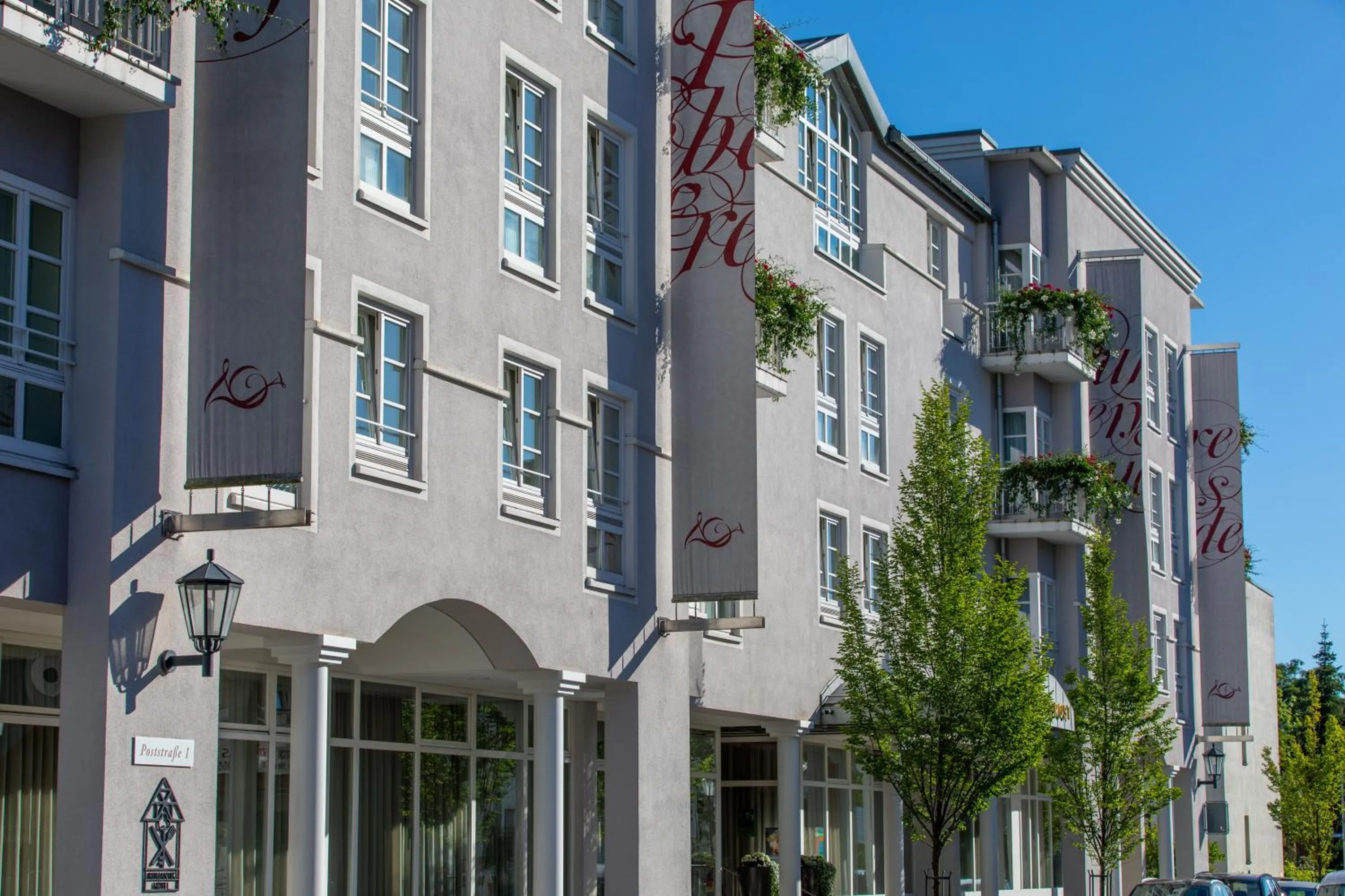 Property building in Romantik Hotel Kleber Post