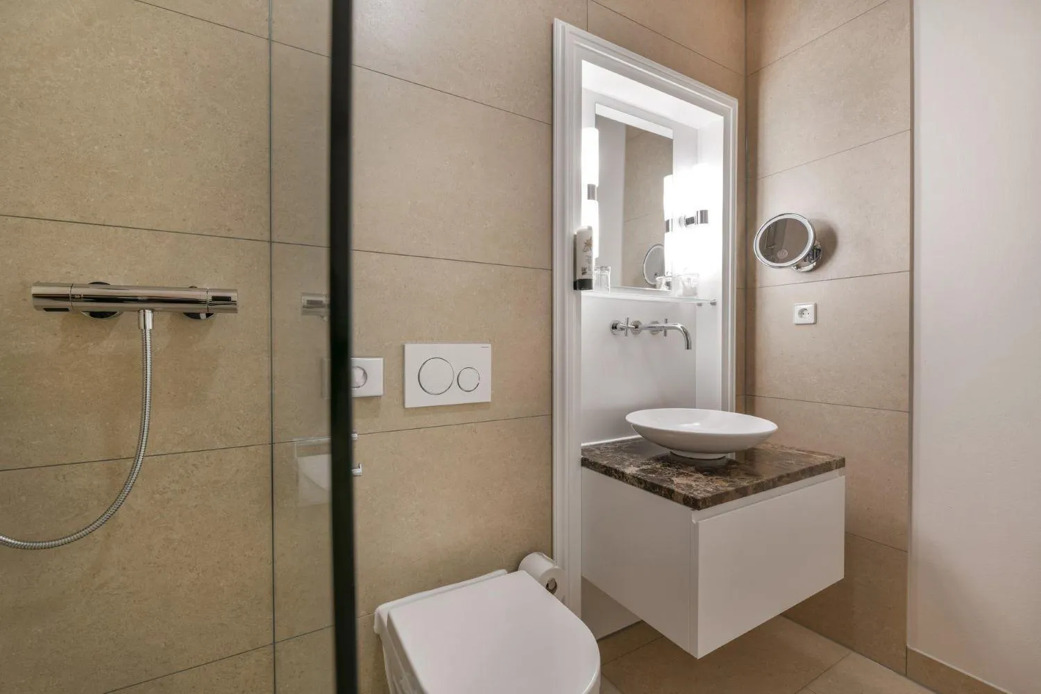 Bathroom in Romantik Hotel Kleber Post