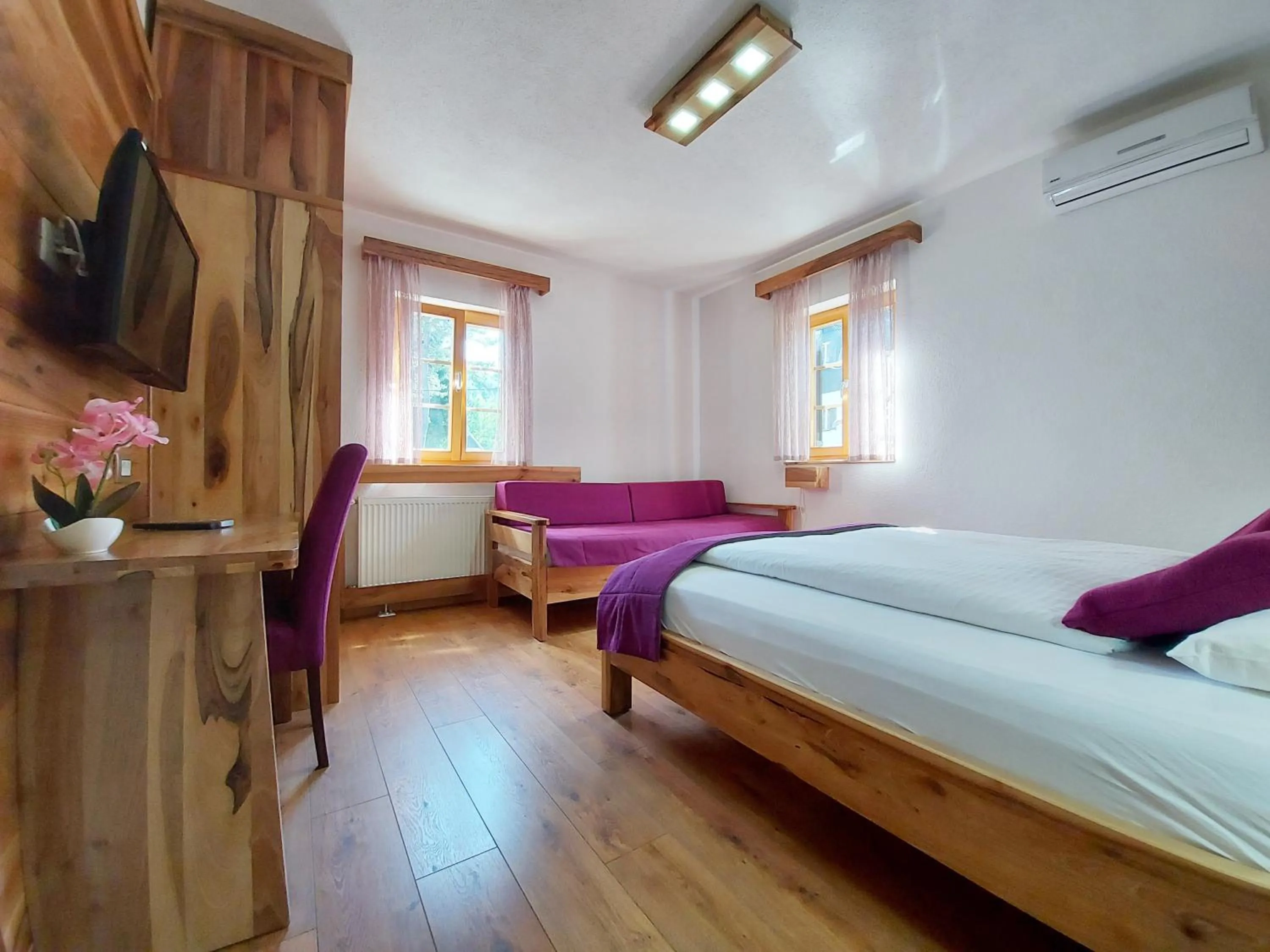 Bed in Plitvice Ethno House