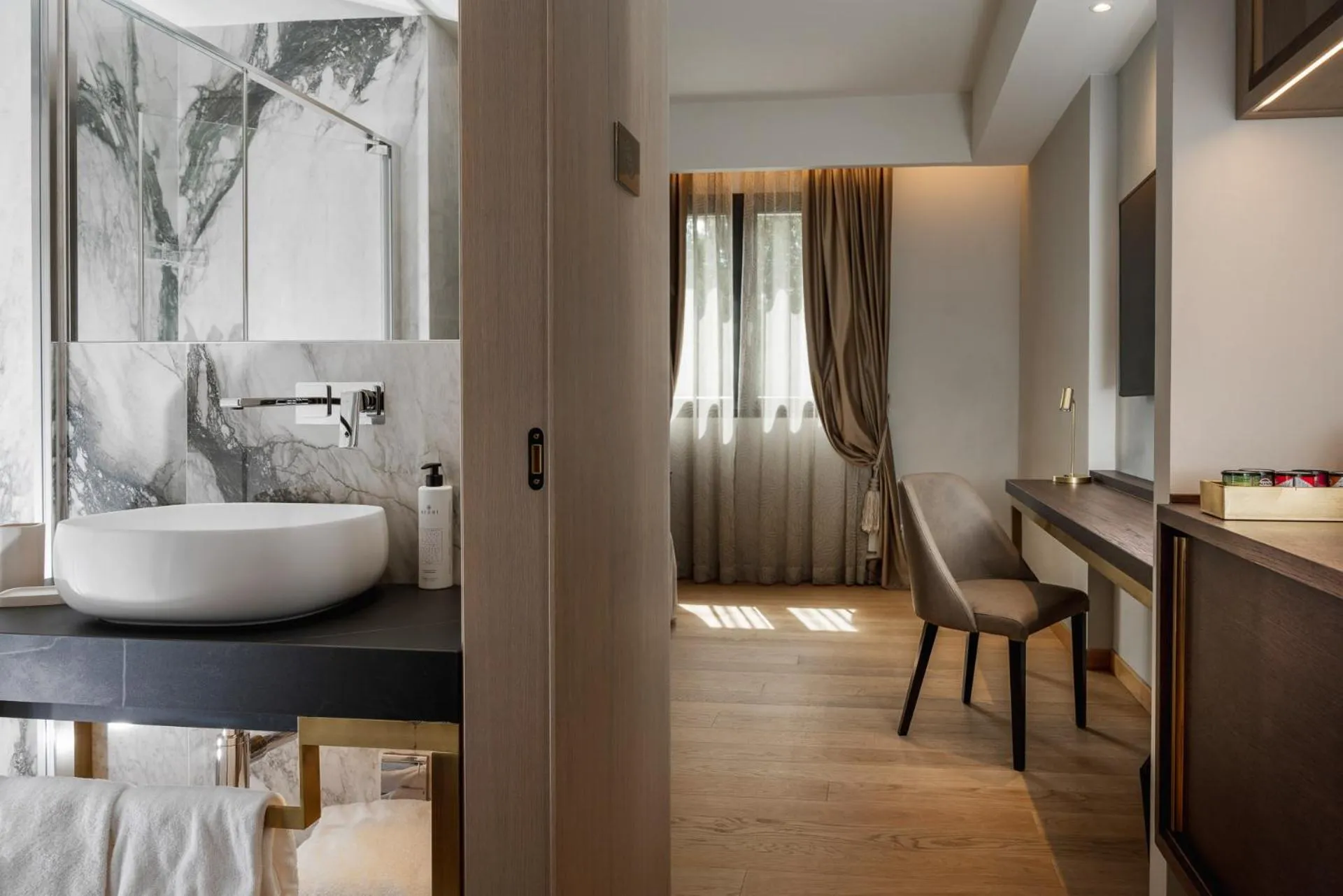 Bedroom, Bed in Hotel St.Mauritius