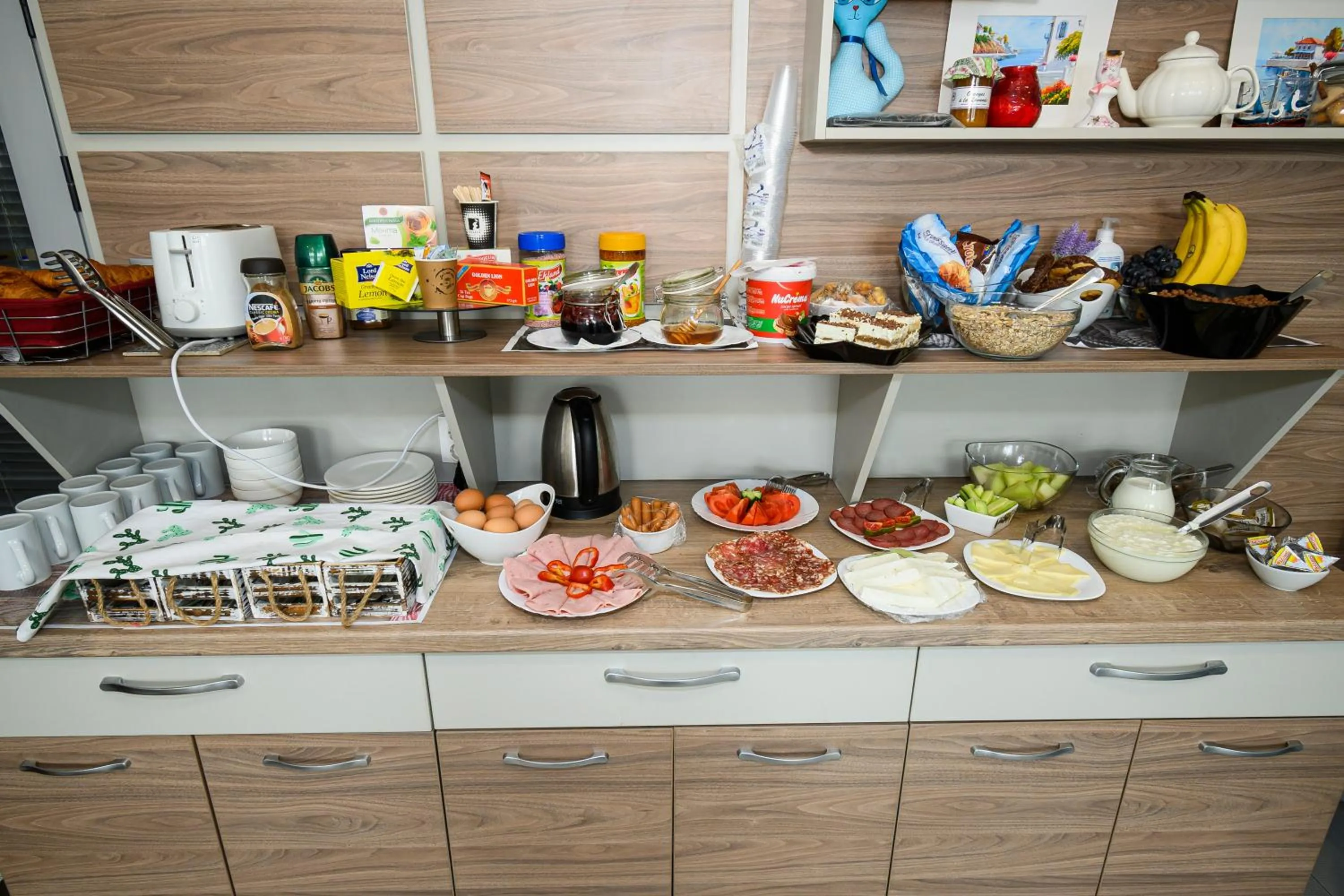 Breakfast in Hotel City