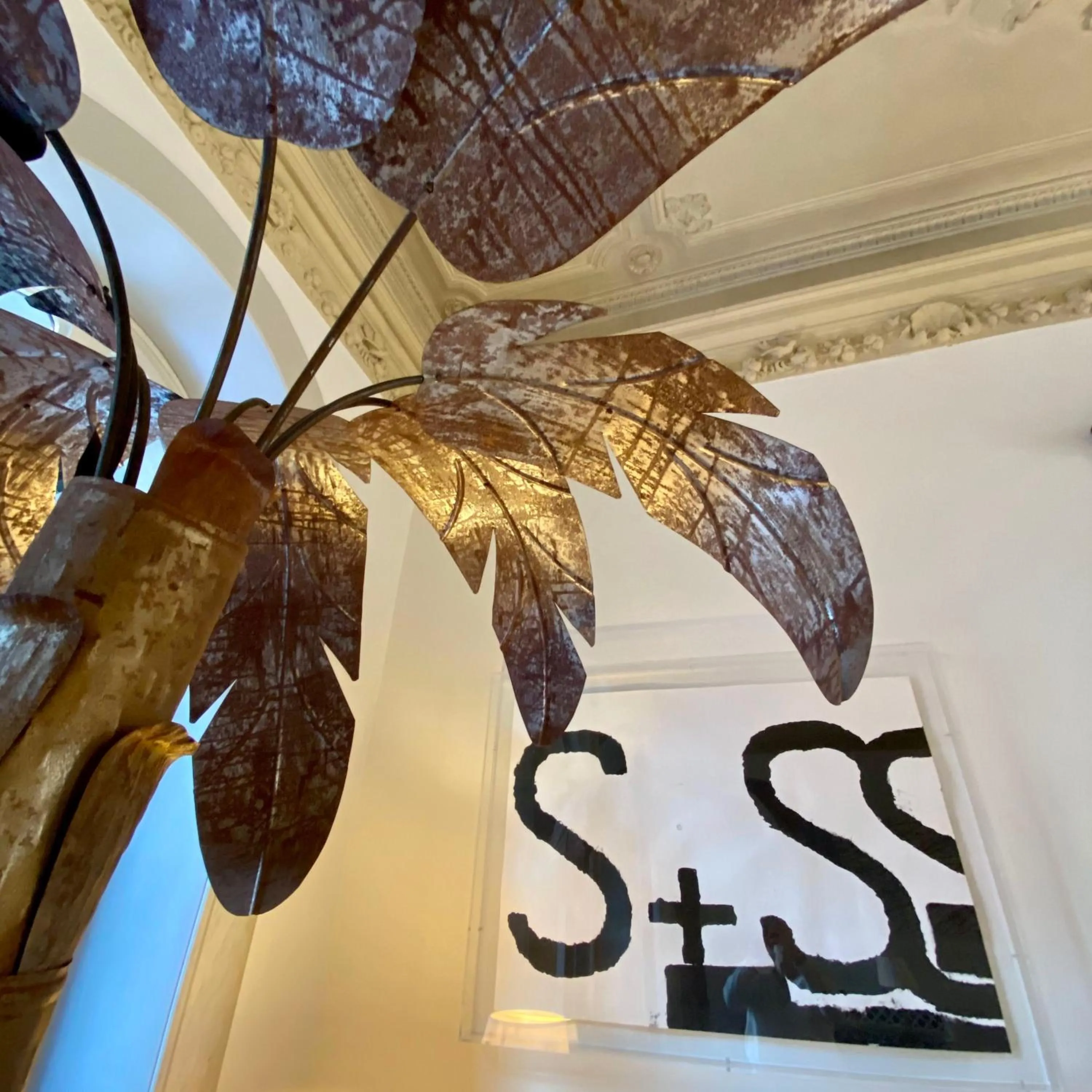 Decorative detail in Albergo Pietrasanta