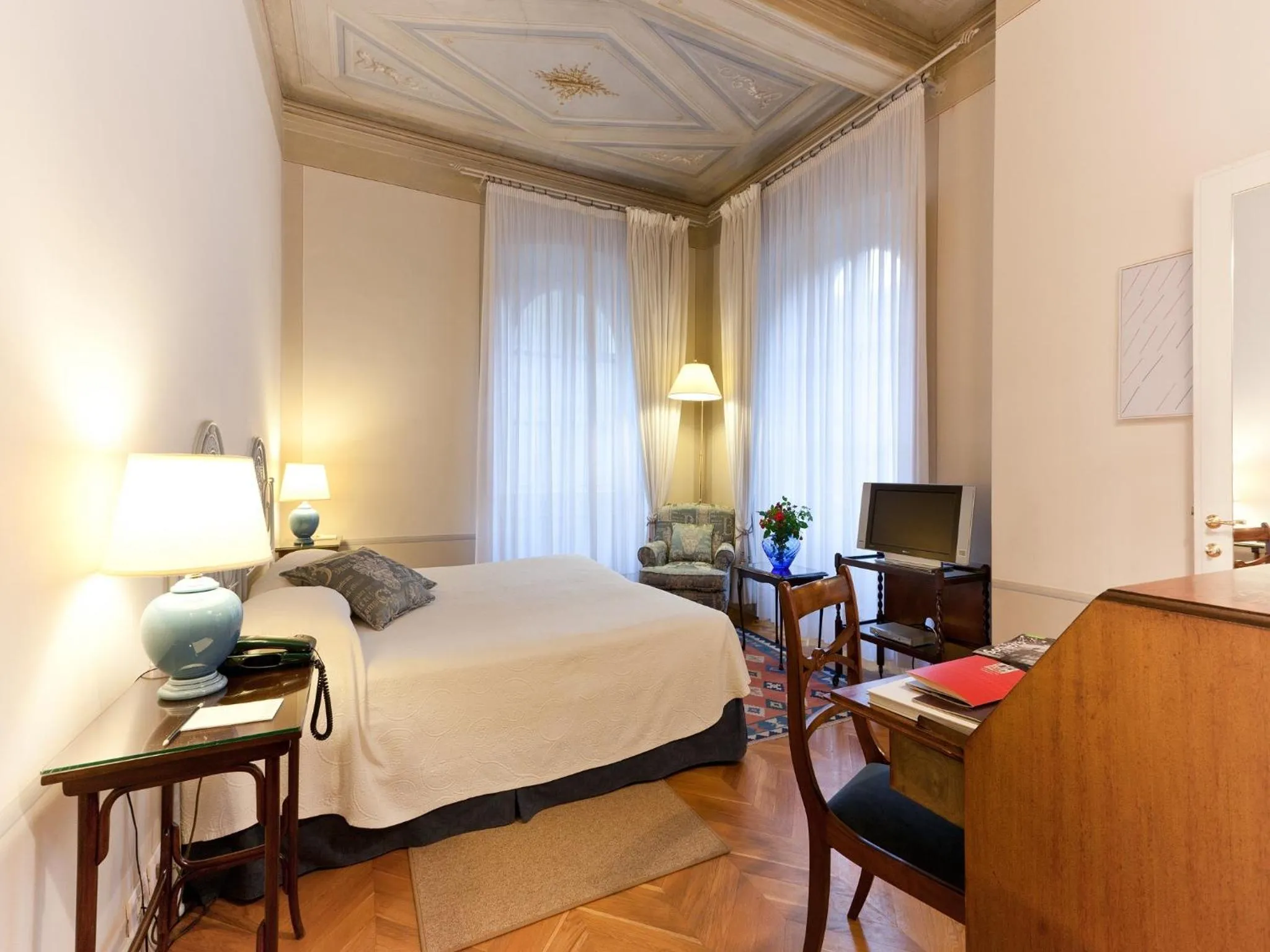 Photo of the whole room, Bed in Albergo Pietrasanta