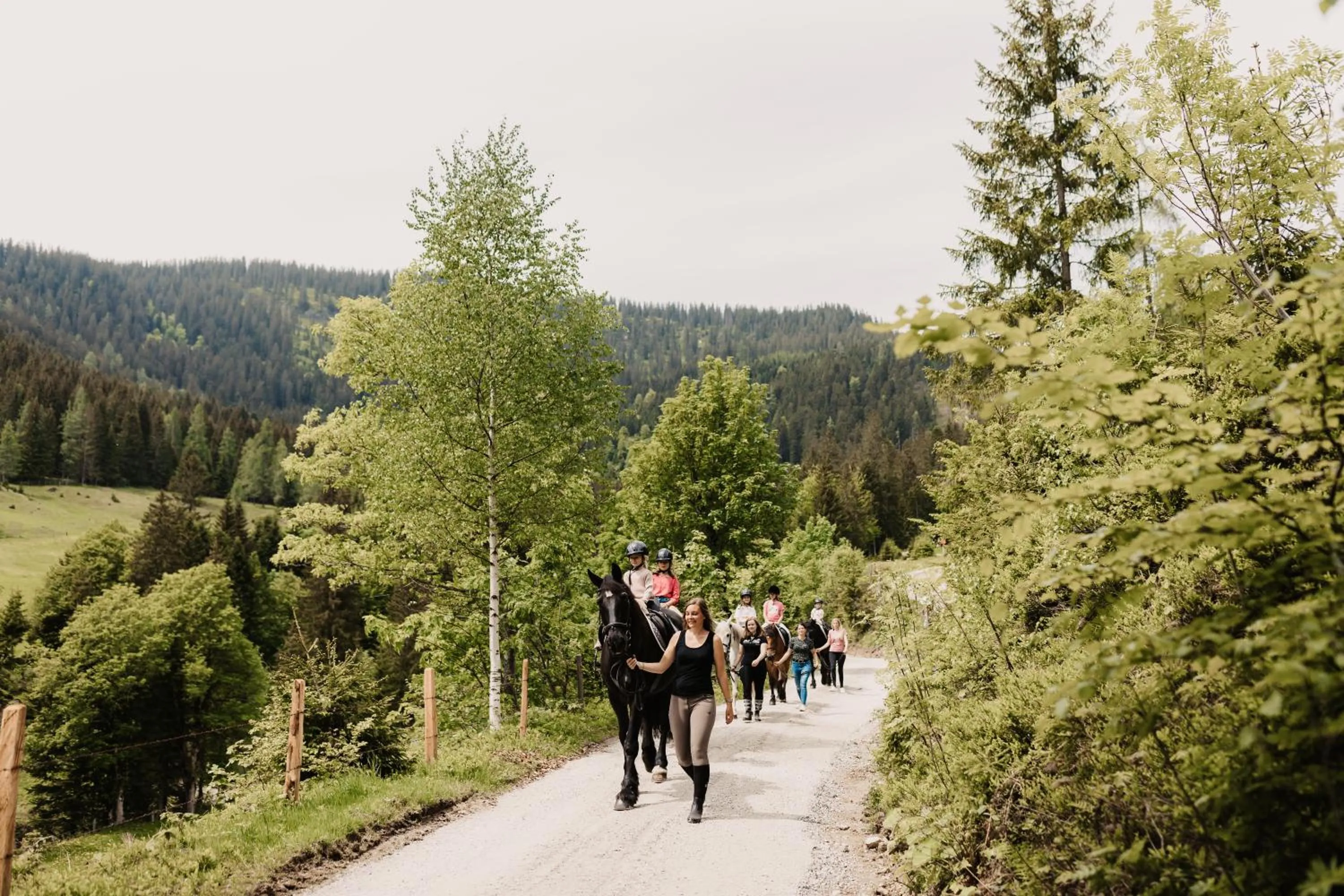 Horse-riding in Hotel Neubergerhof