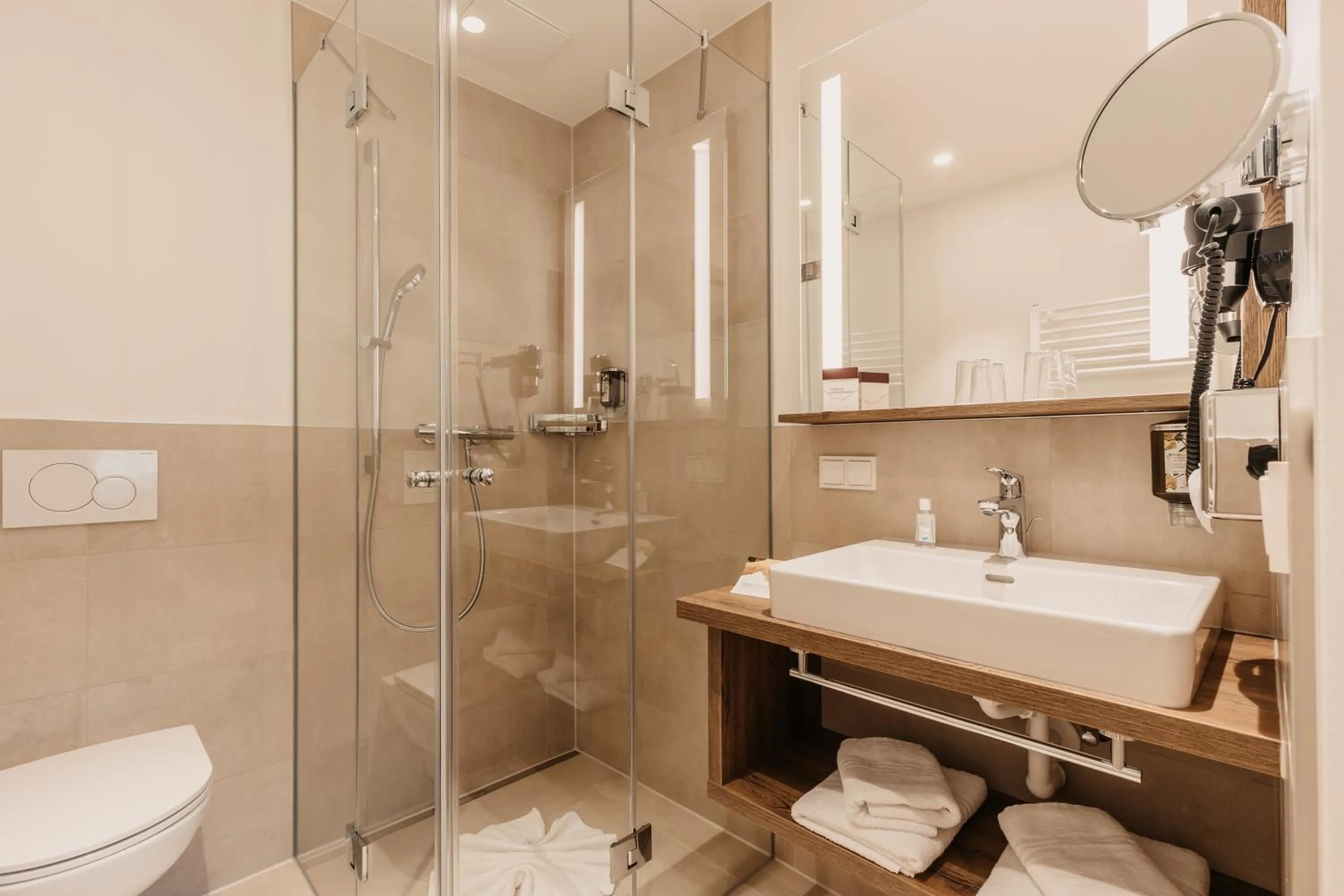 Bathroom in Hotel Neubergerhof